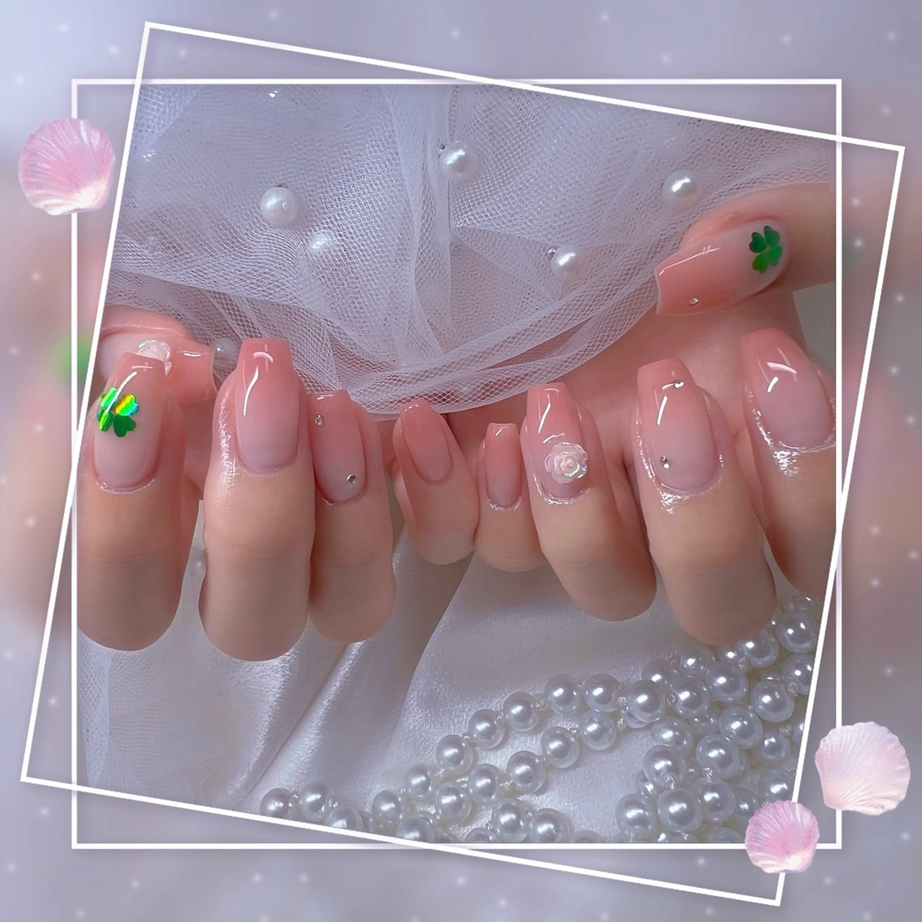 ネイル チークネイル フレンチネイル ガーリー グラデーション マグネットネイル ハンドネイル Chill Nailsalonのネイルデザイン