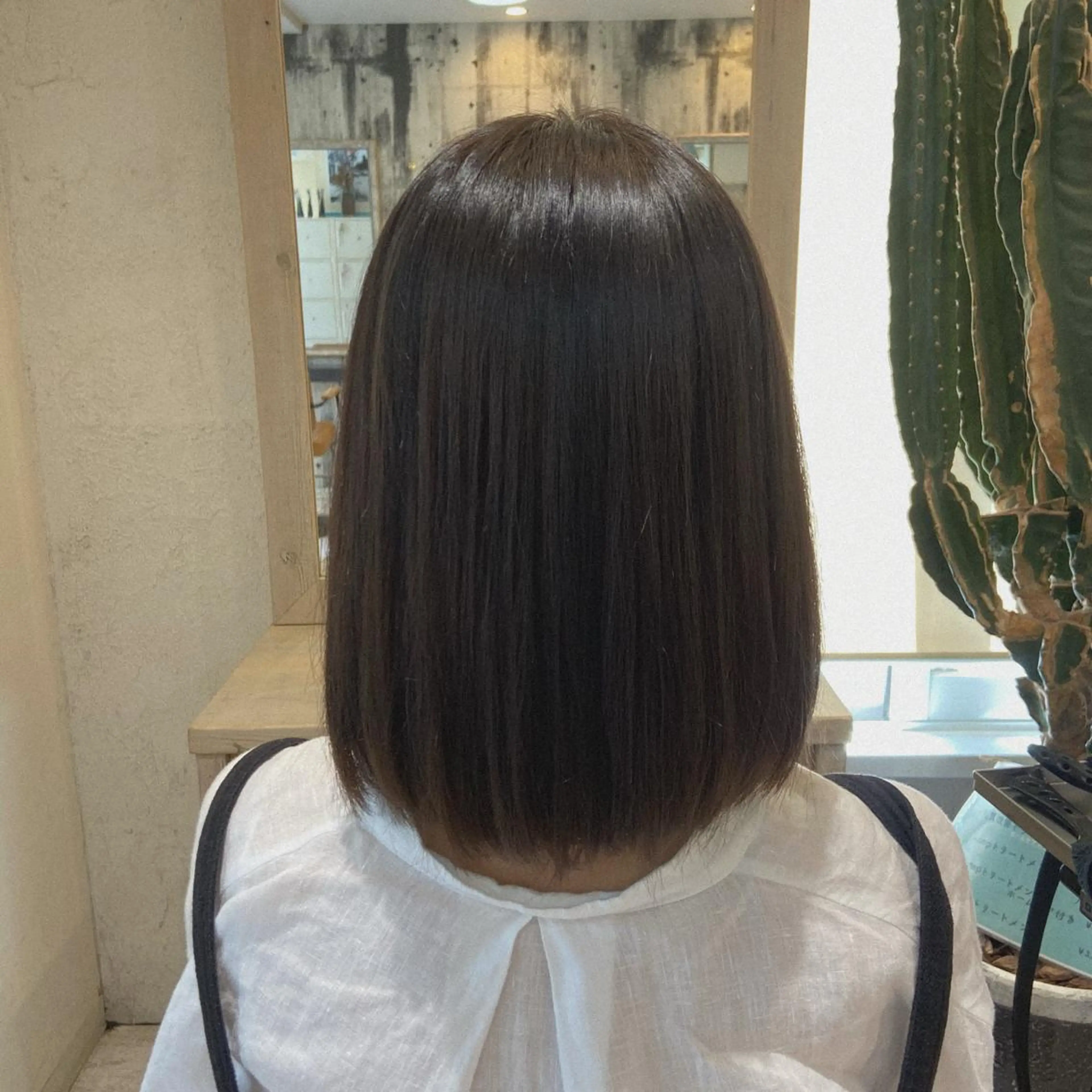 ミディアム ヘアカラー 🍒マツダ エナ‎🤍のヘアスタイル