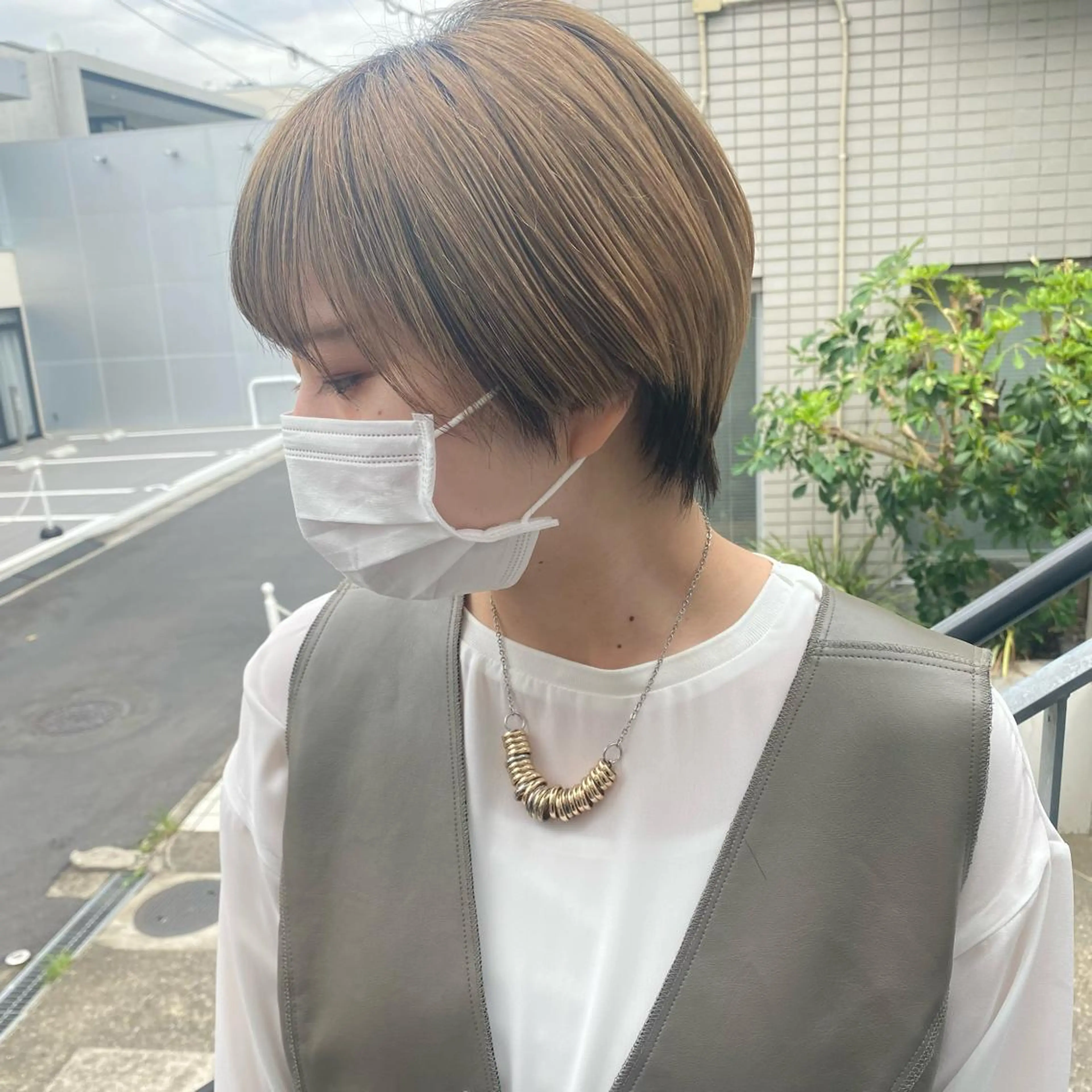 ショート 艶髪ブリーチ 永井竜也のヘアスタイル