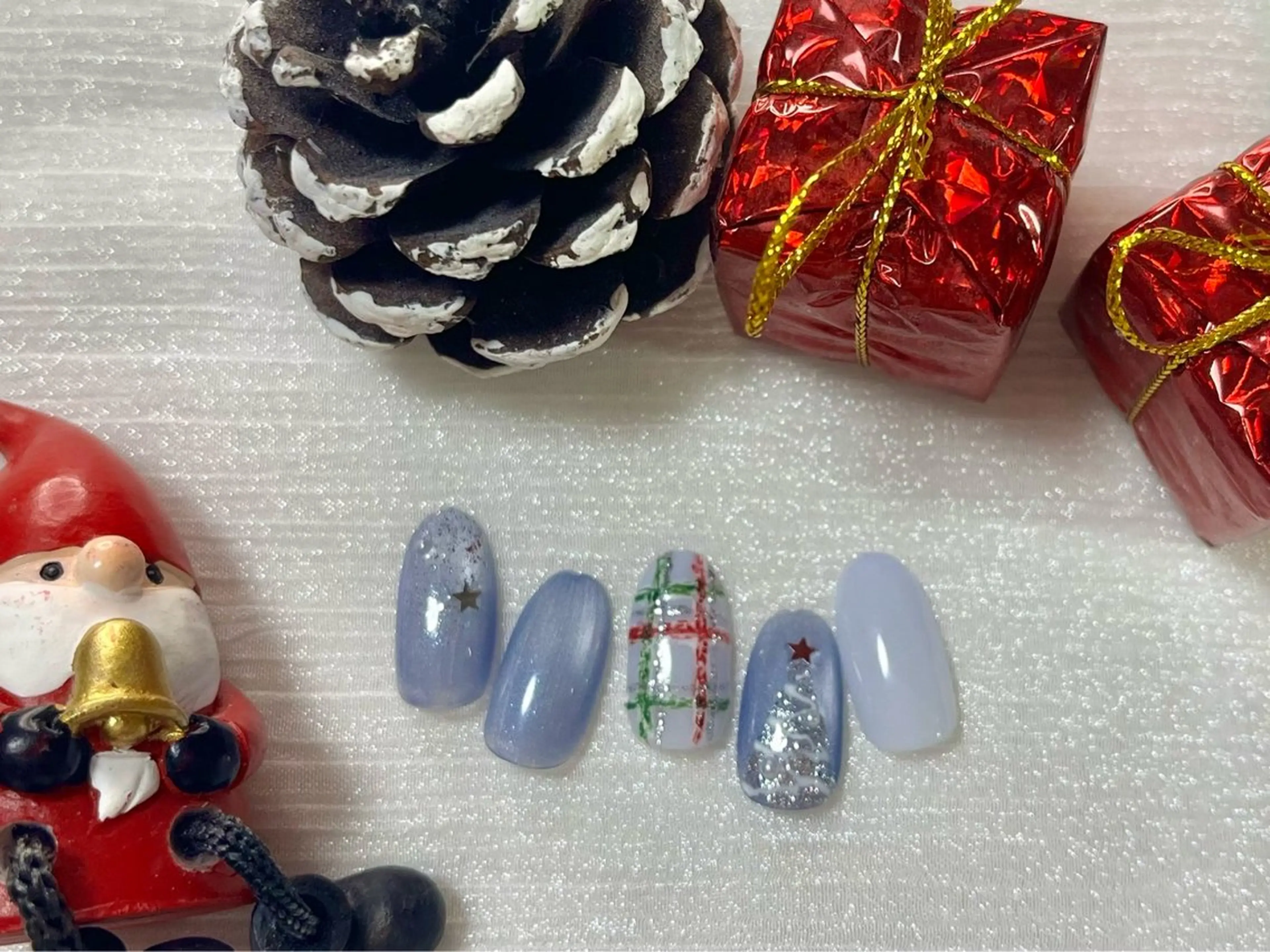 ネイル ジェルネイル マグネットネイル パラジェル 冬ネイル クリスマス ハンドネイル kiki nail 二子玉川のネイルデザイン
