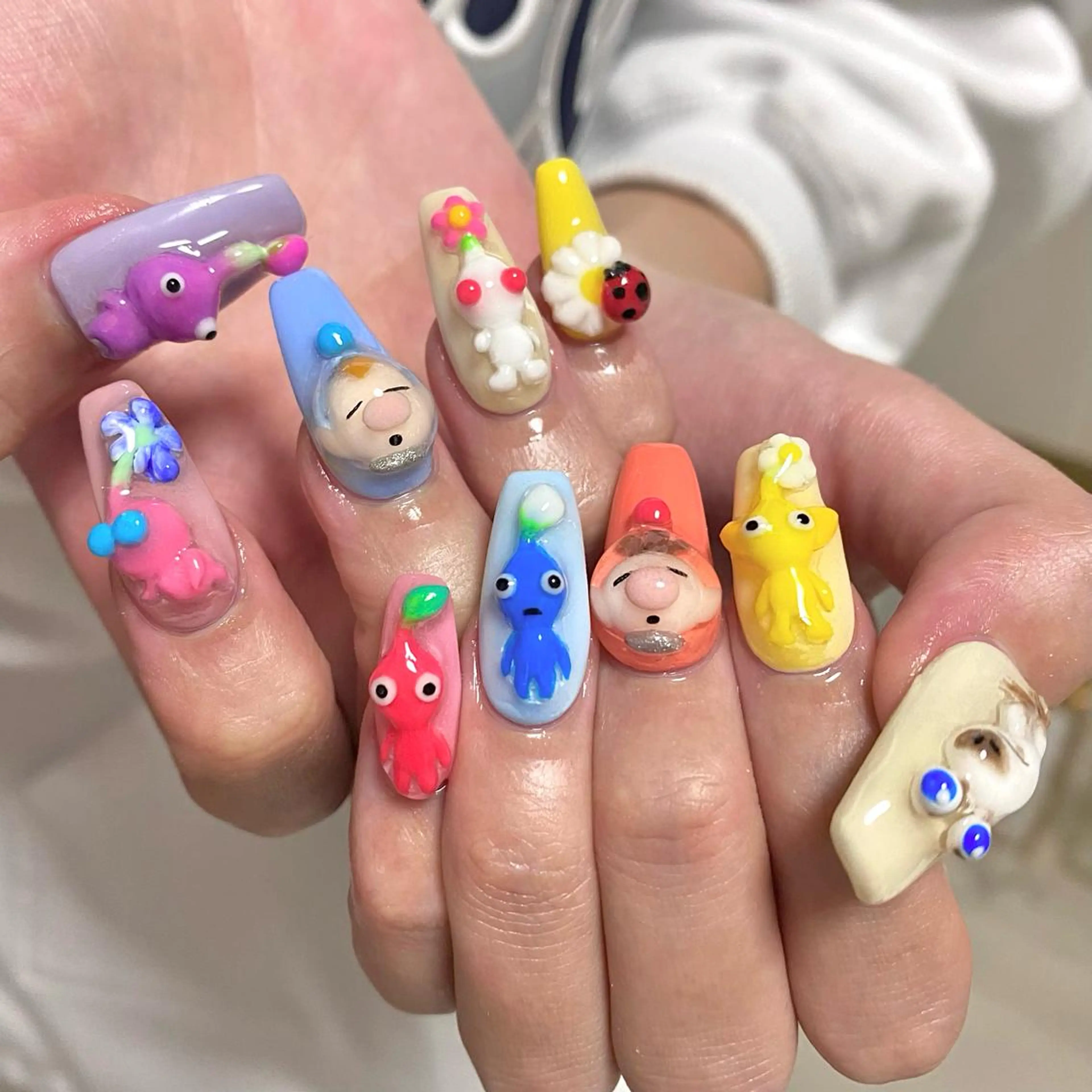 ネイル ハンドネイル Blomeel Nailのネイルデザイン