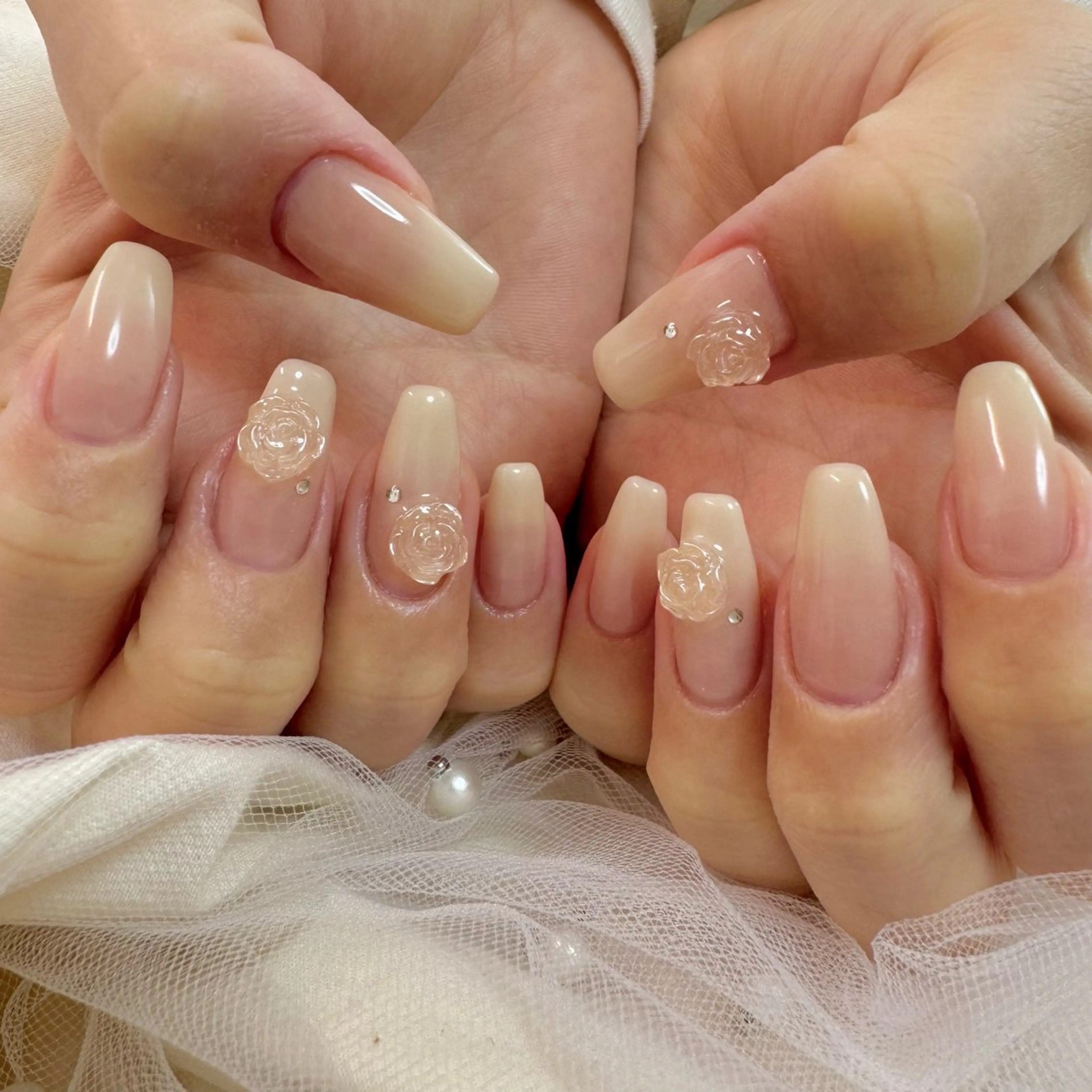 ネイル ハンドネイル nail salon e'mu💐のネイルデザイン