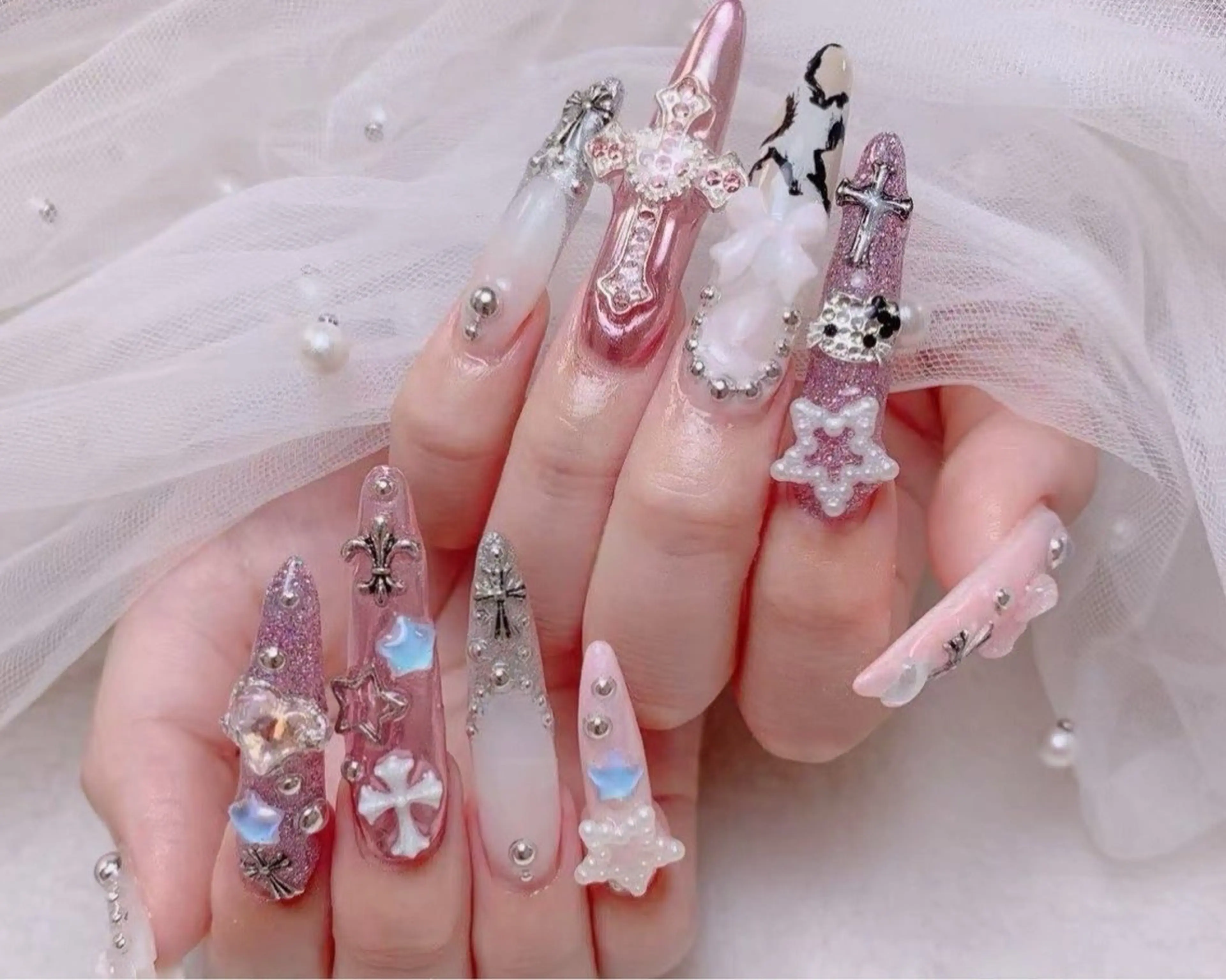 ネイル ハンドネイル MARHCHU NAILのネイルデザイン