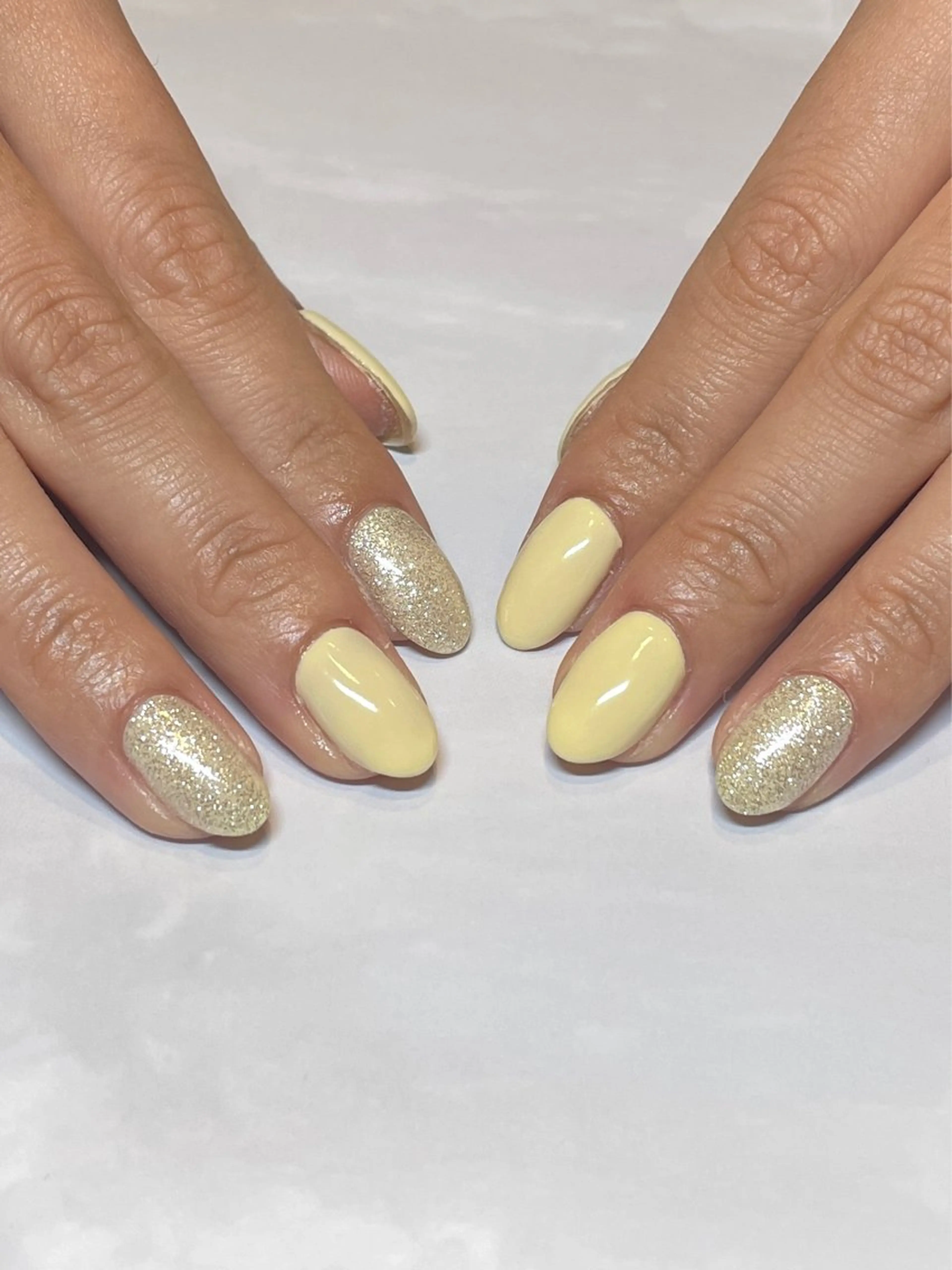 ネイル ハンドネイル Nailsalon Repos.所属・Rika🌼 シンプル•マグネットのネイルデザイン