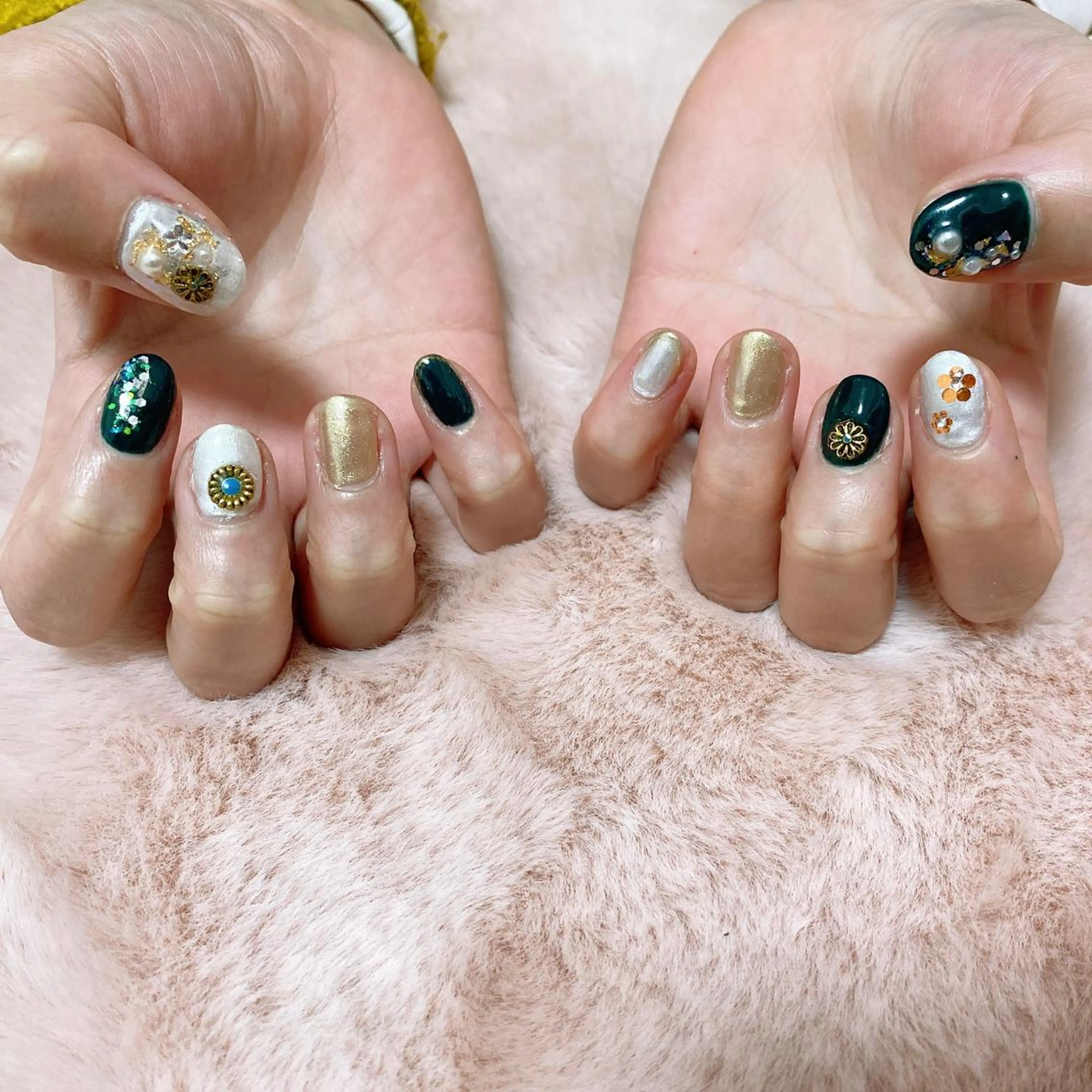 ネイル MOANA所属・moana Aのマツエク・マツパデザイン