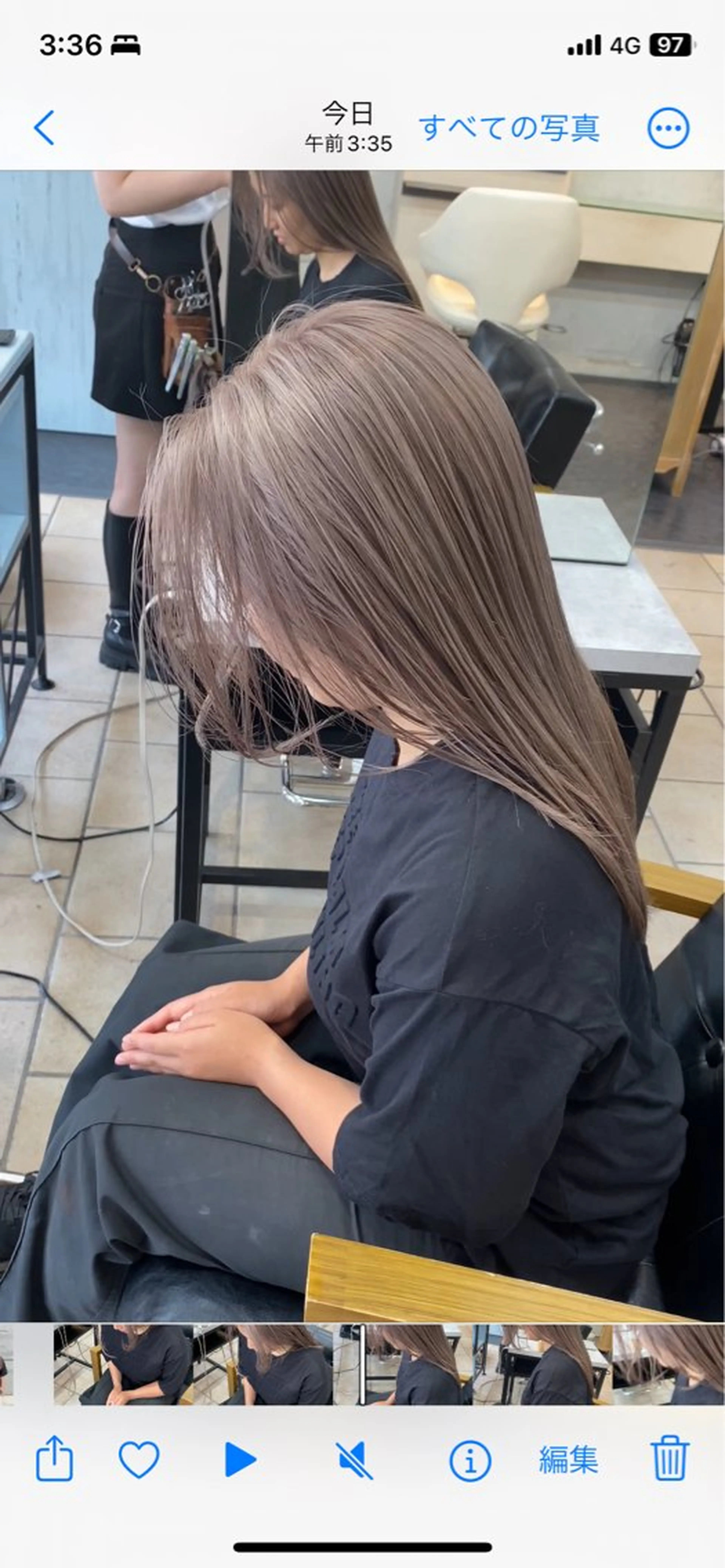 ロング カラー グレージュ ミルクティーグレージュ ✨原宿ハイトーン ブリーチ職人菊池のヘアスタイル