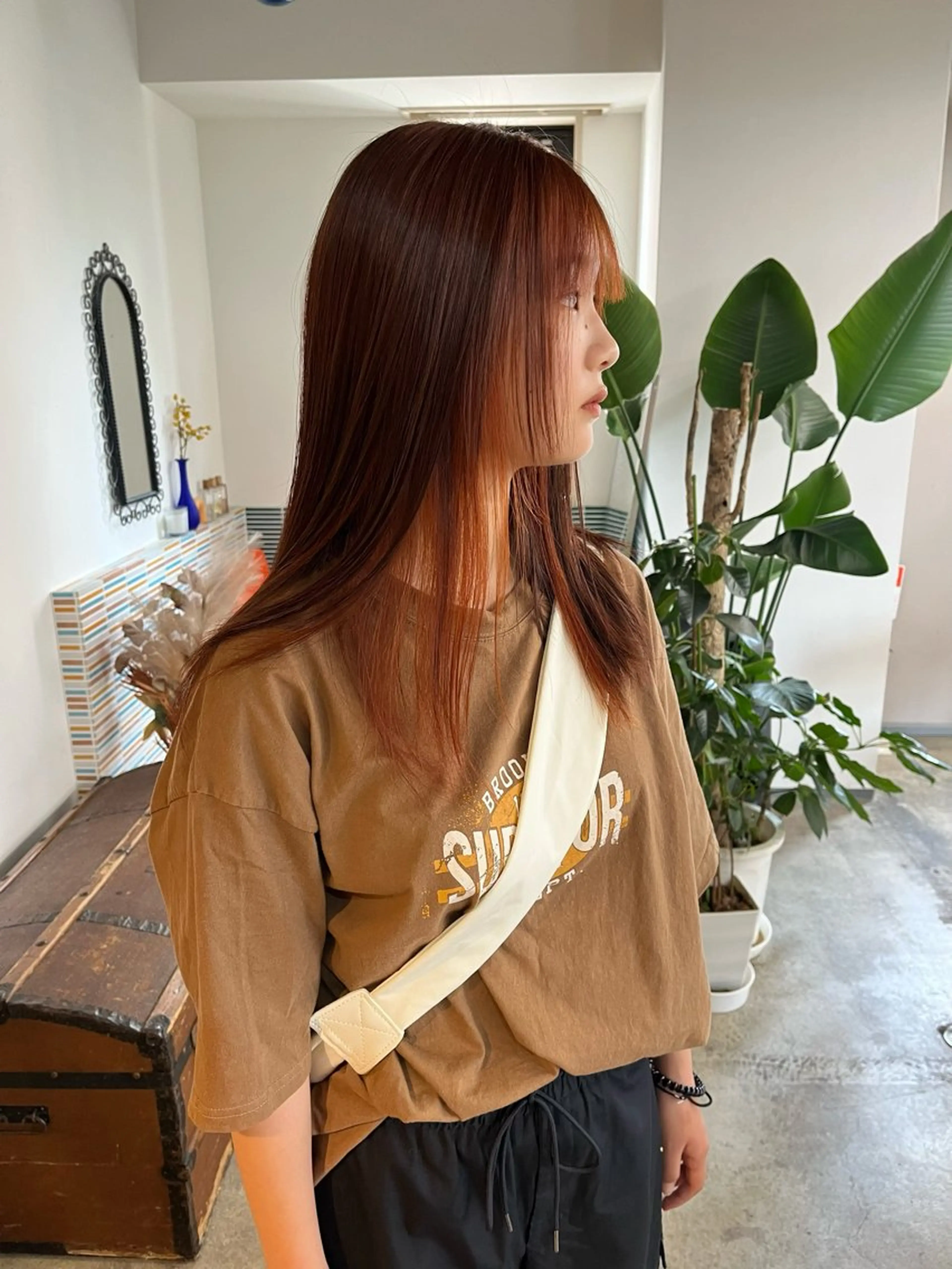 セミロング カラー ブリーチ オレンジ レイヤーカット カット ヘアカラー トリートメント 🩷ハイトーン透明感 レイヤー🩷ユリカのヘアスタイル