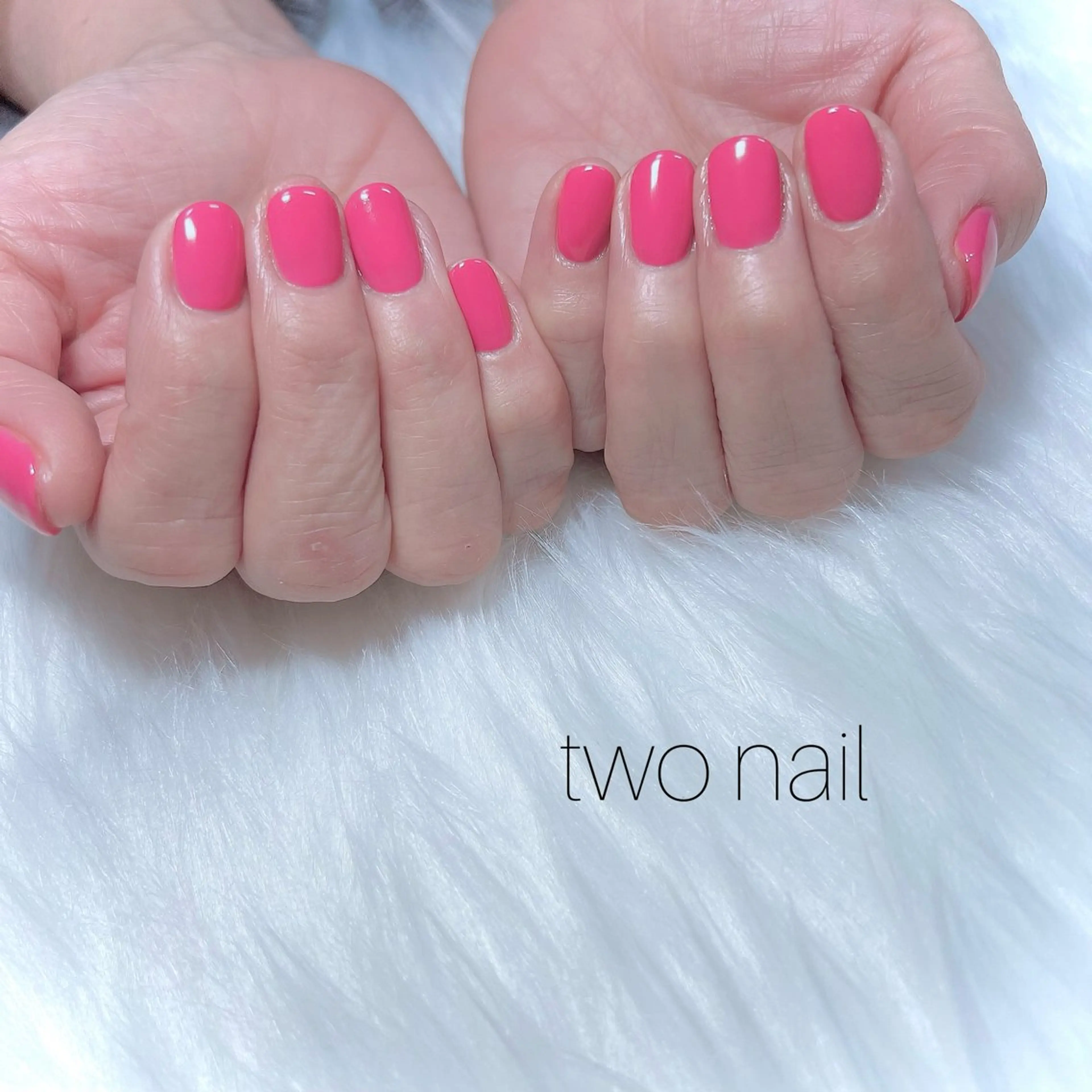ネイル ネイルチップ ホワイト ハンドネイル two nailのネイルデザイン