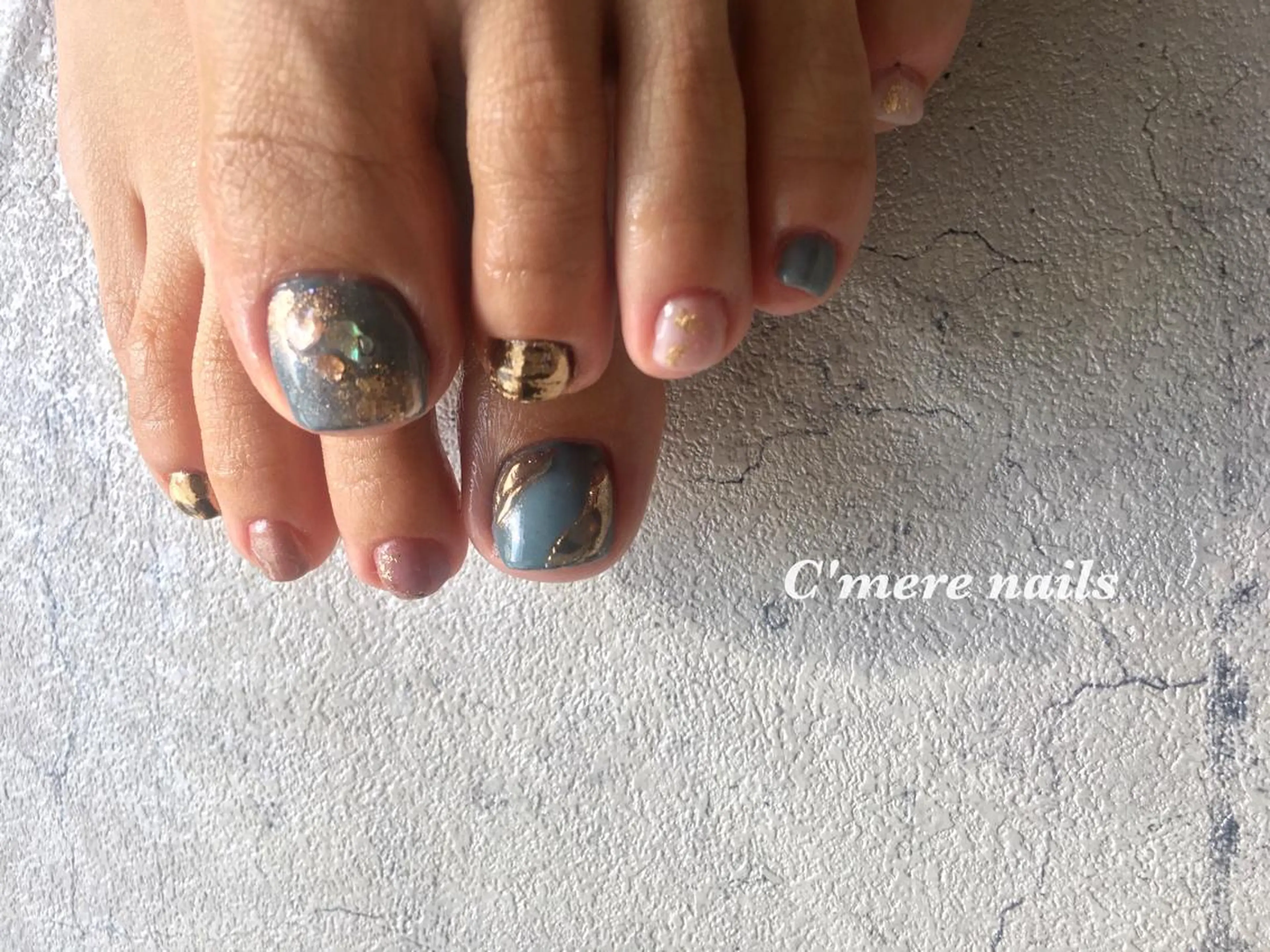 ネイル ブルー フットネイル C'mere nailsのネイルデザイン