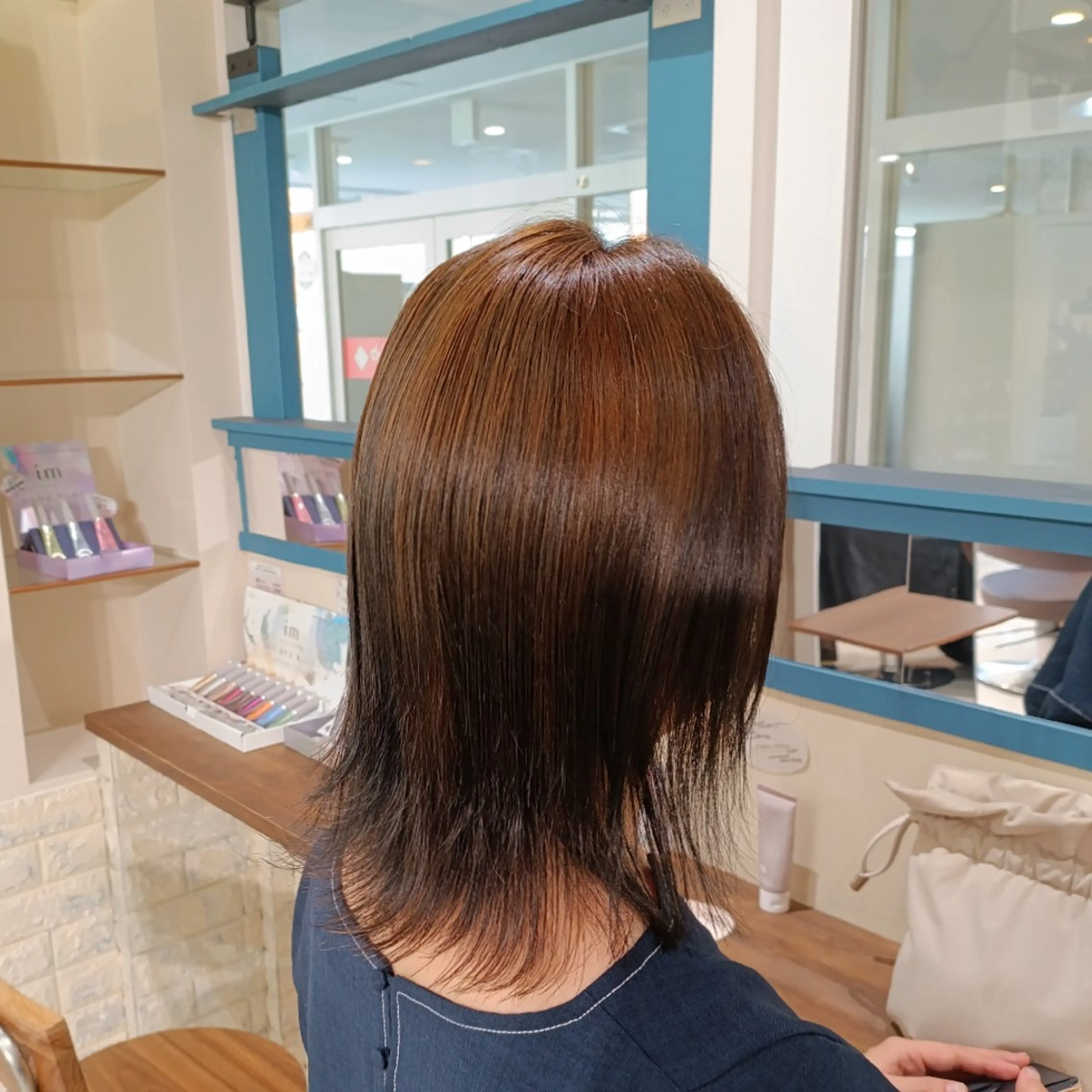セミロング えびな暖色カラー🔥 きっかのヘアスタイル