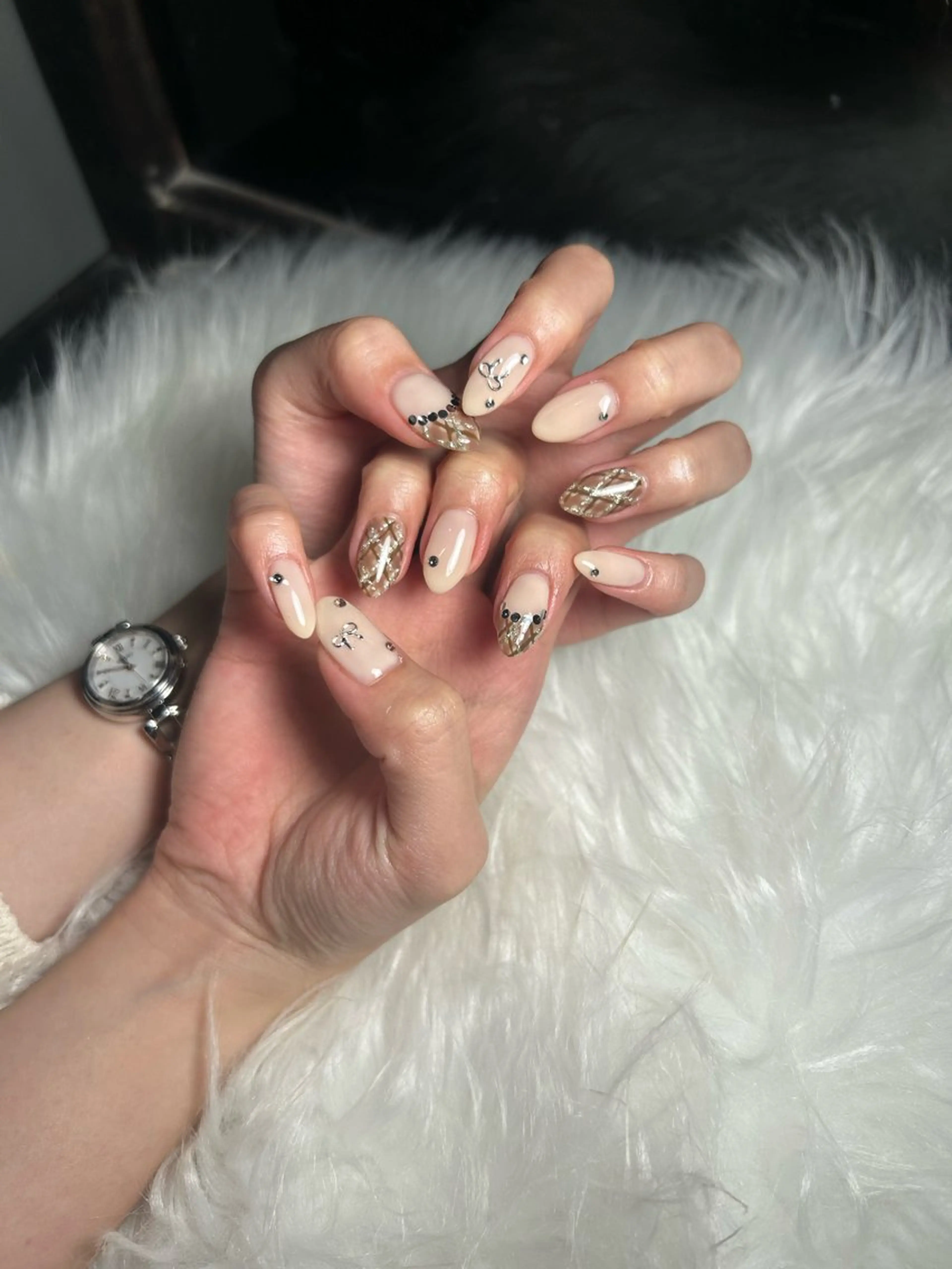 ネイル ハンドネイル 池袋✨ネイル やり放題orフレンチのネイルデザイン