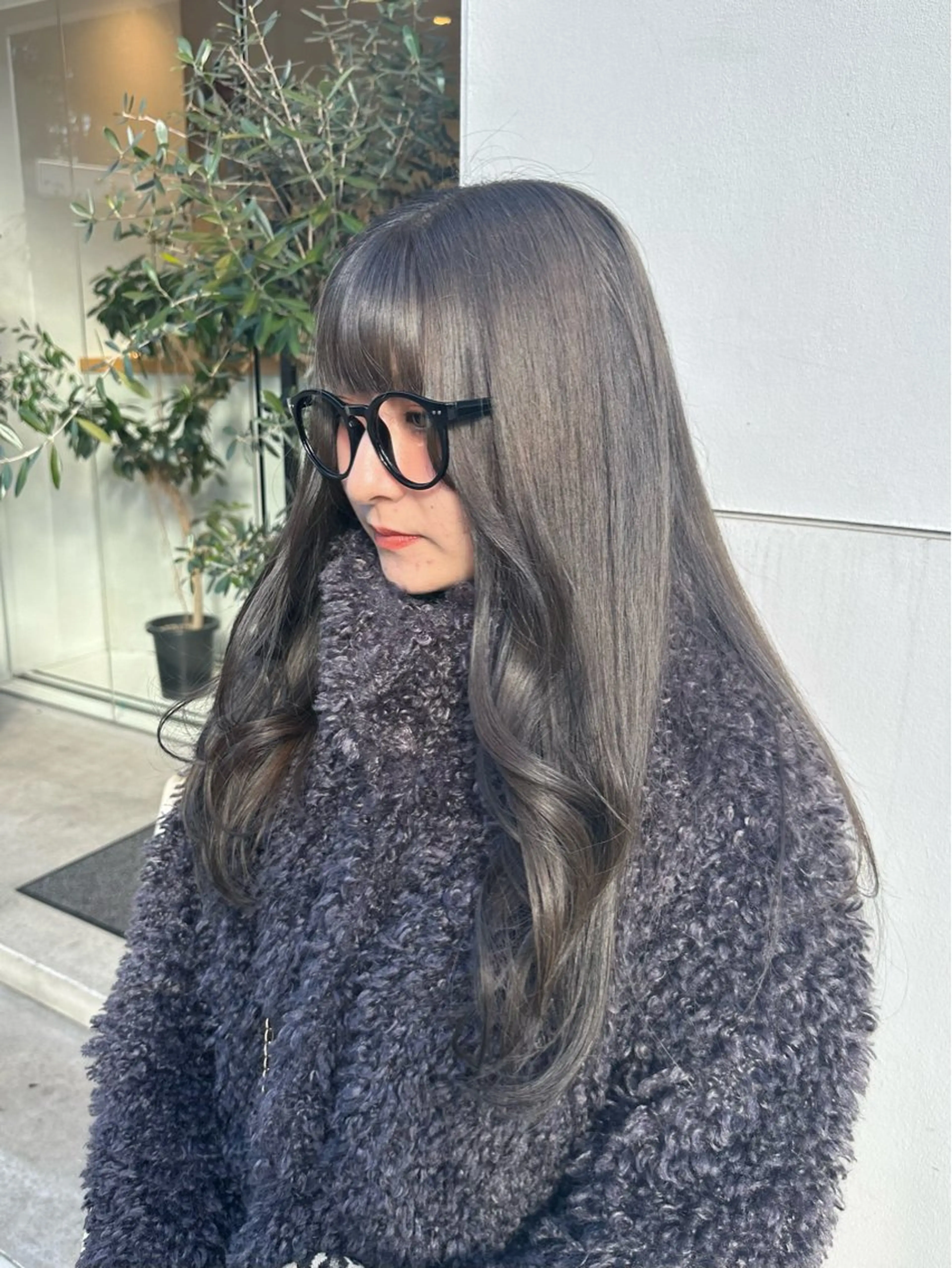 ロング ヘアカラー CYAN.大須店所属・小寺 柚初のヘアスタイル