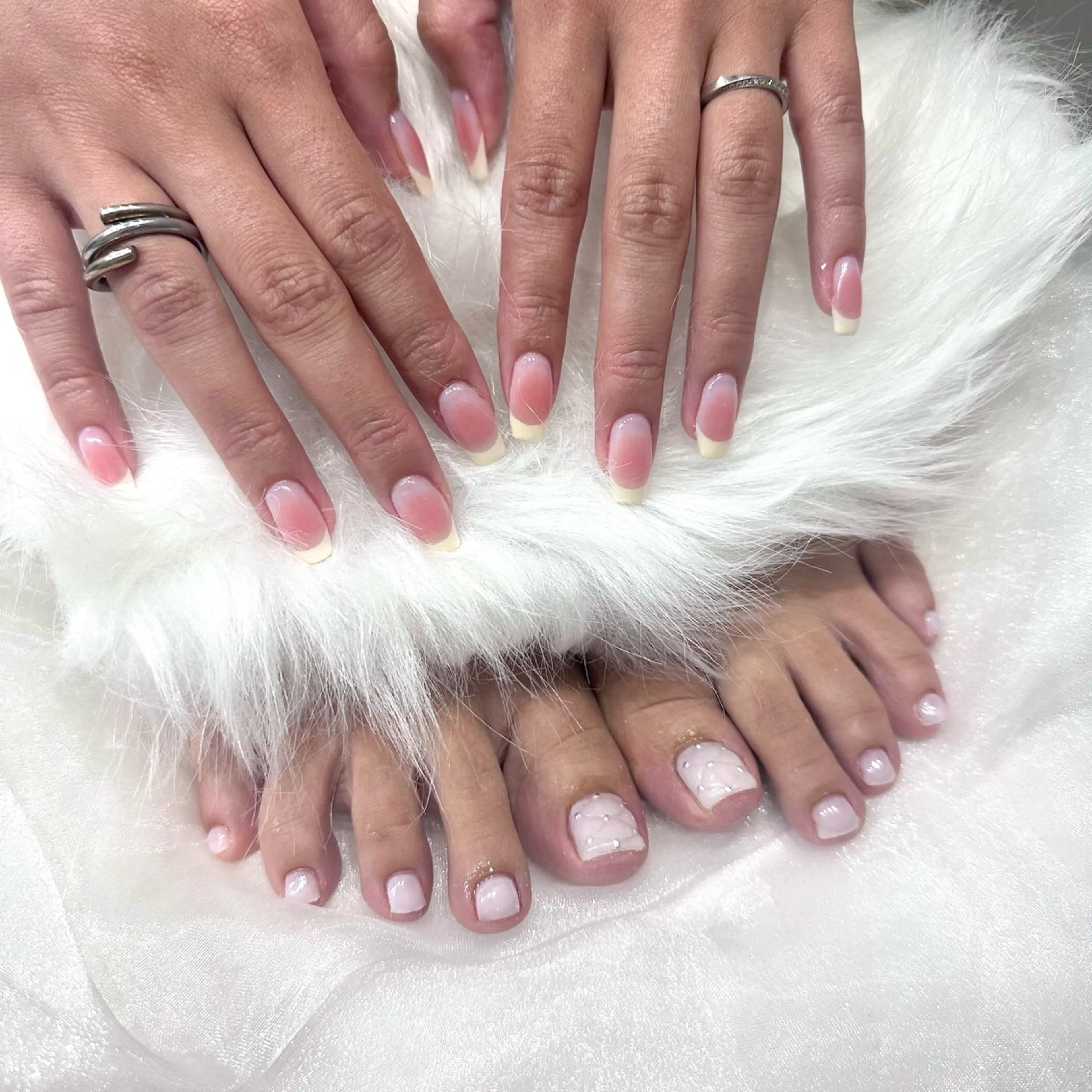 ネイル フットネイル ume hairsalon所属・nono/ 熊取ﾈｲﾙｻﾛﾝのネイルデザイン