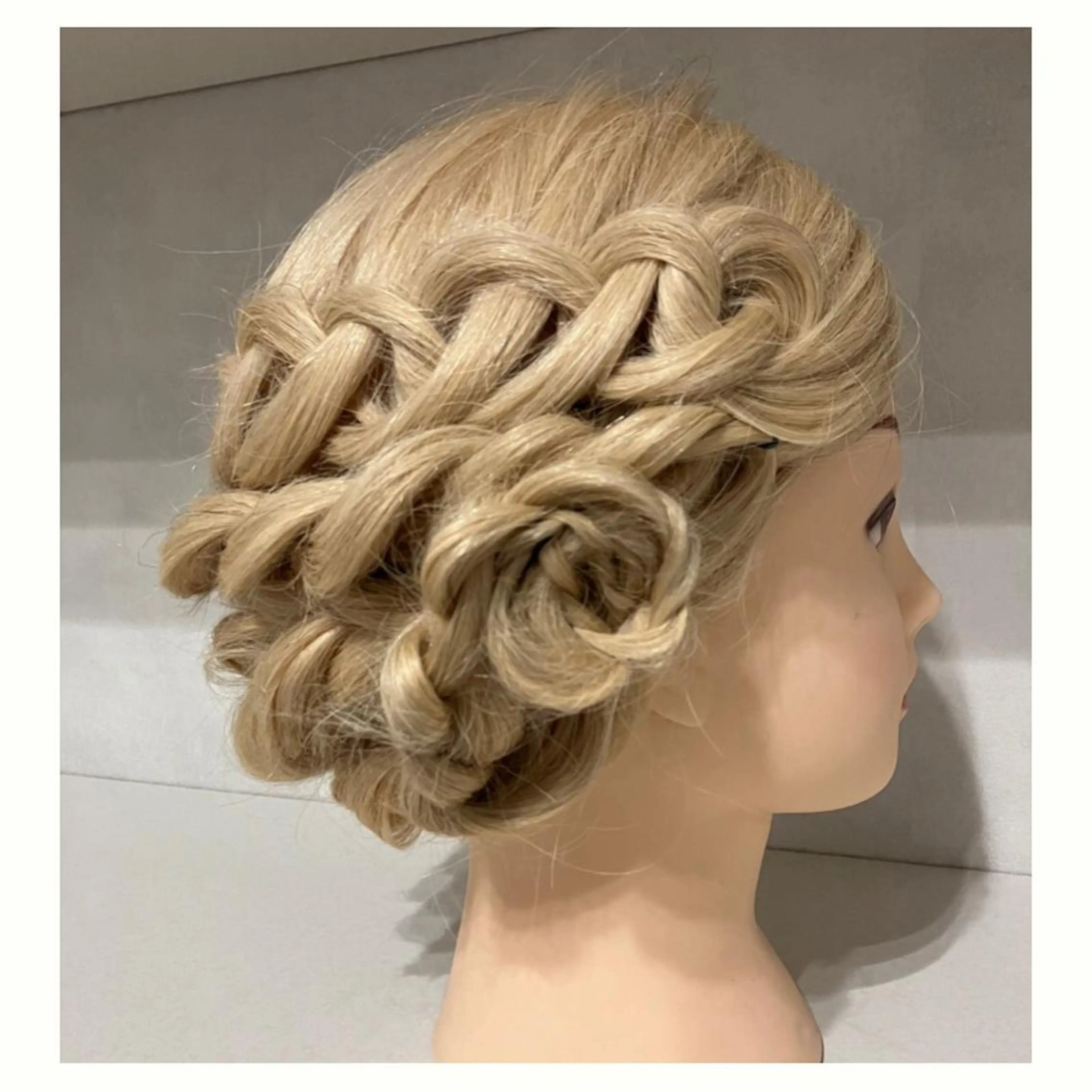 ヘアアレンジ 着付け LIME HAIR DESIGN所属・和田 るみ子のヘアスタイル