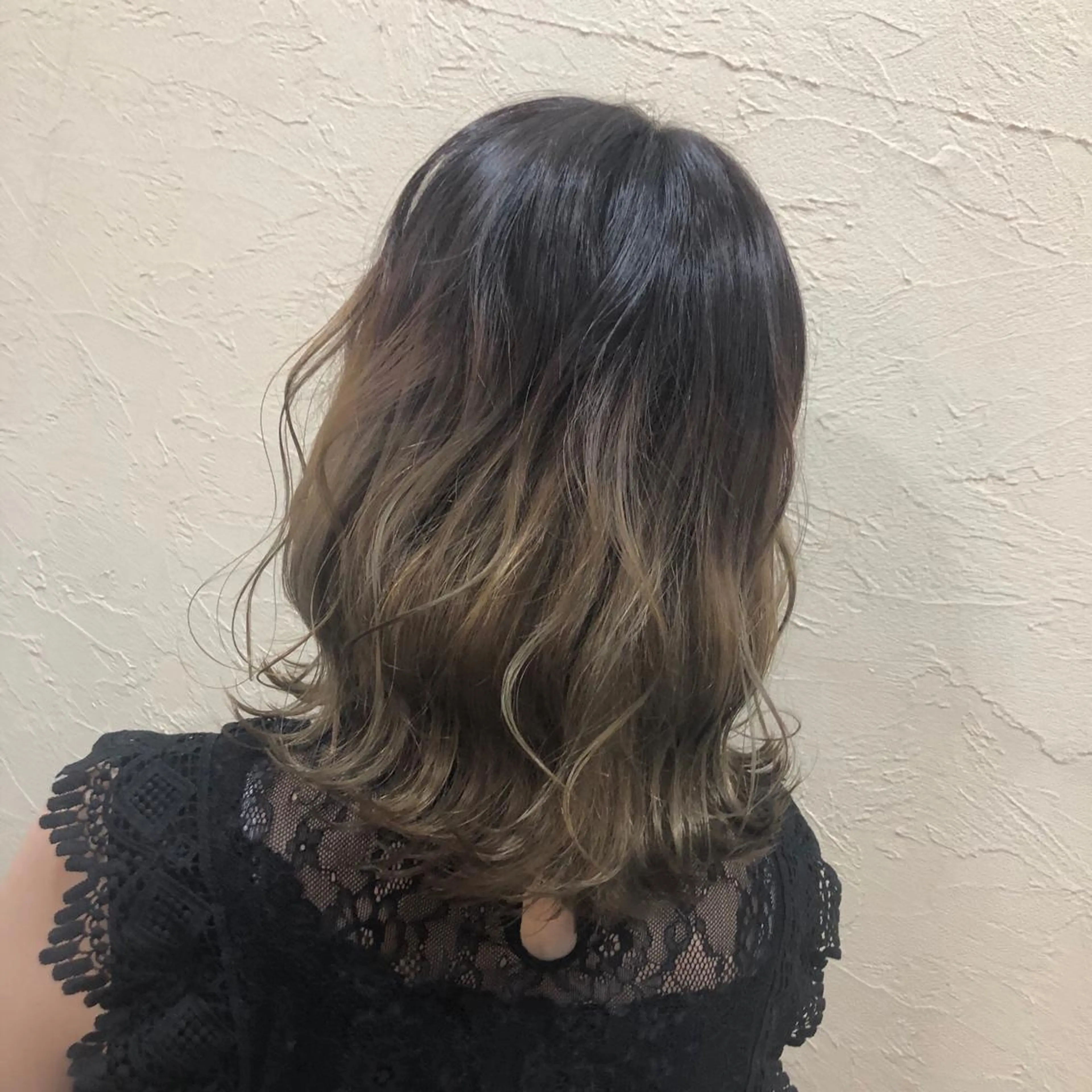 セミロング カラー グラデーションカラー ヘアカラー トリートメント ENIF ヤマグチアツコのヘアスタイル