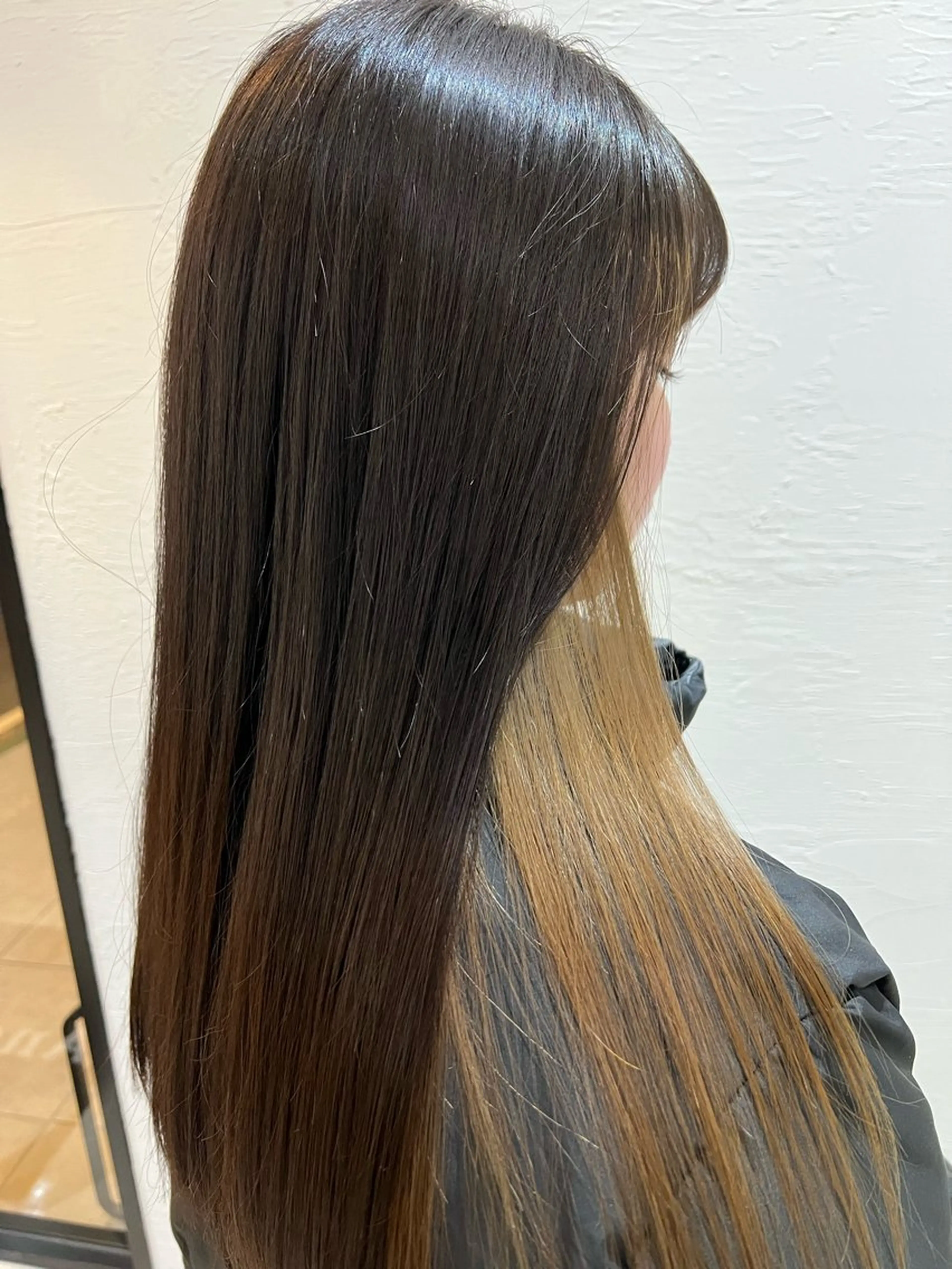 ロング カラー イヤリングカラー アンスールミミ南草津店所属・真野 じゅんなのヘアスタイル