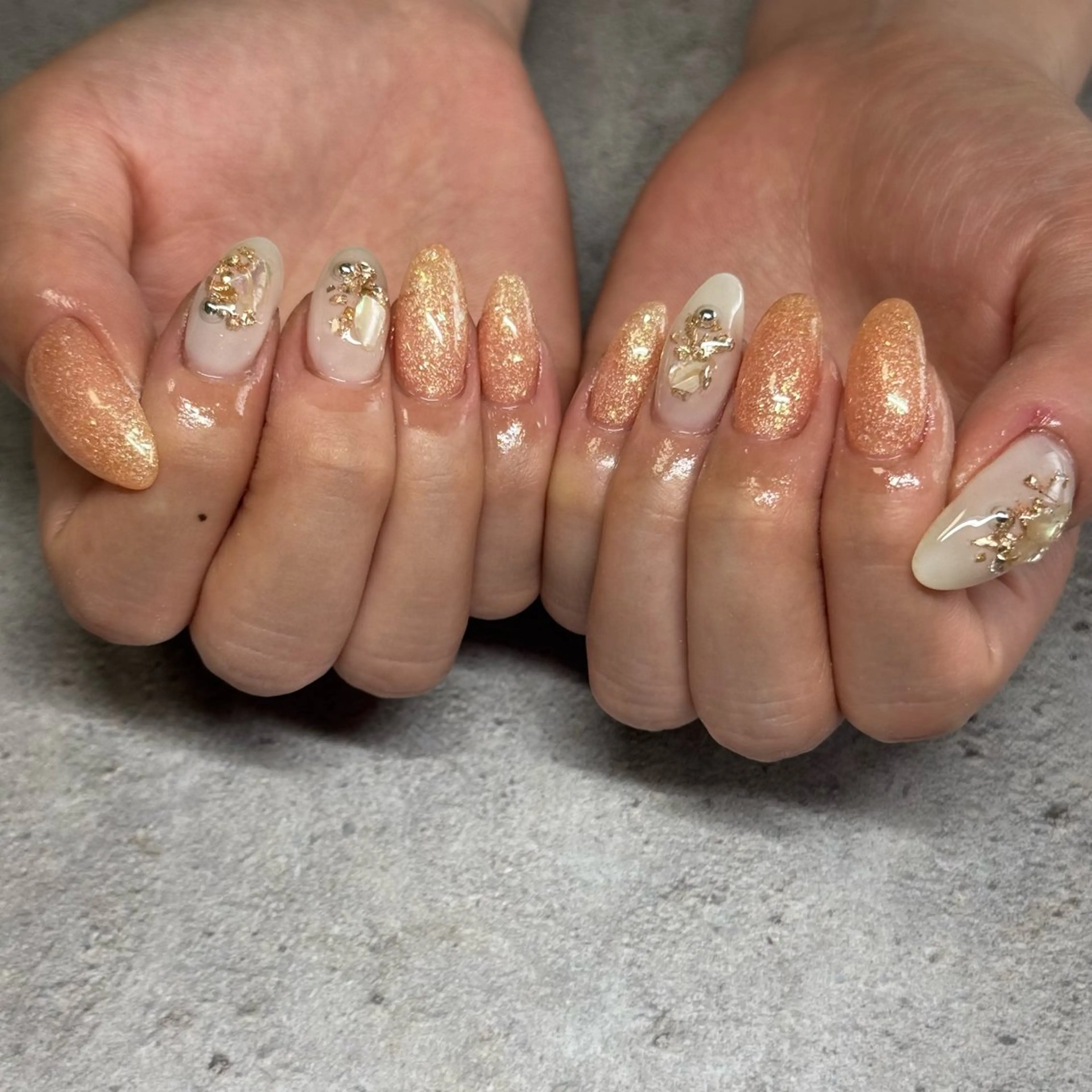 ミディアム nail salon  amour所属・井上 優愛のネイルデザイン