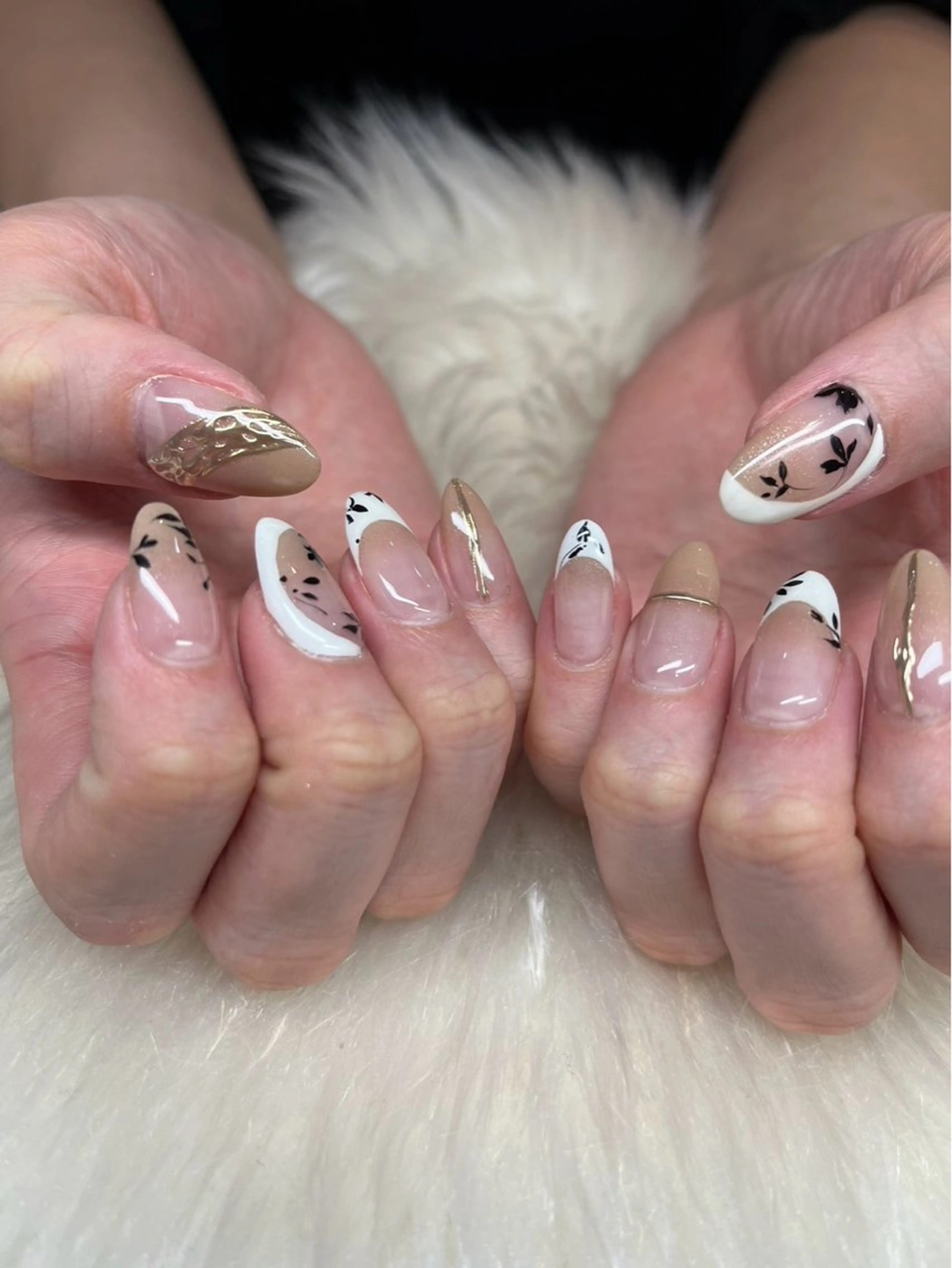 ネイル 持ち込み ハンドネイル ティーエヌ 金山駅東口店のネイルデザイン