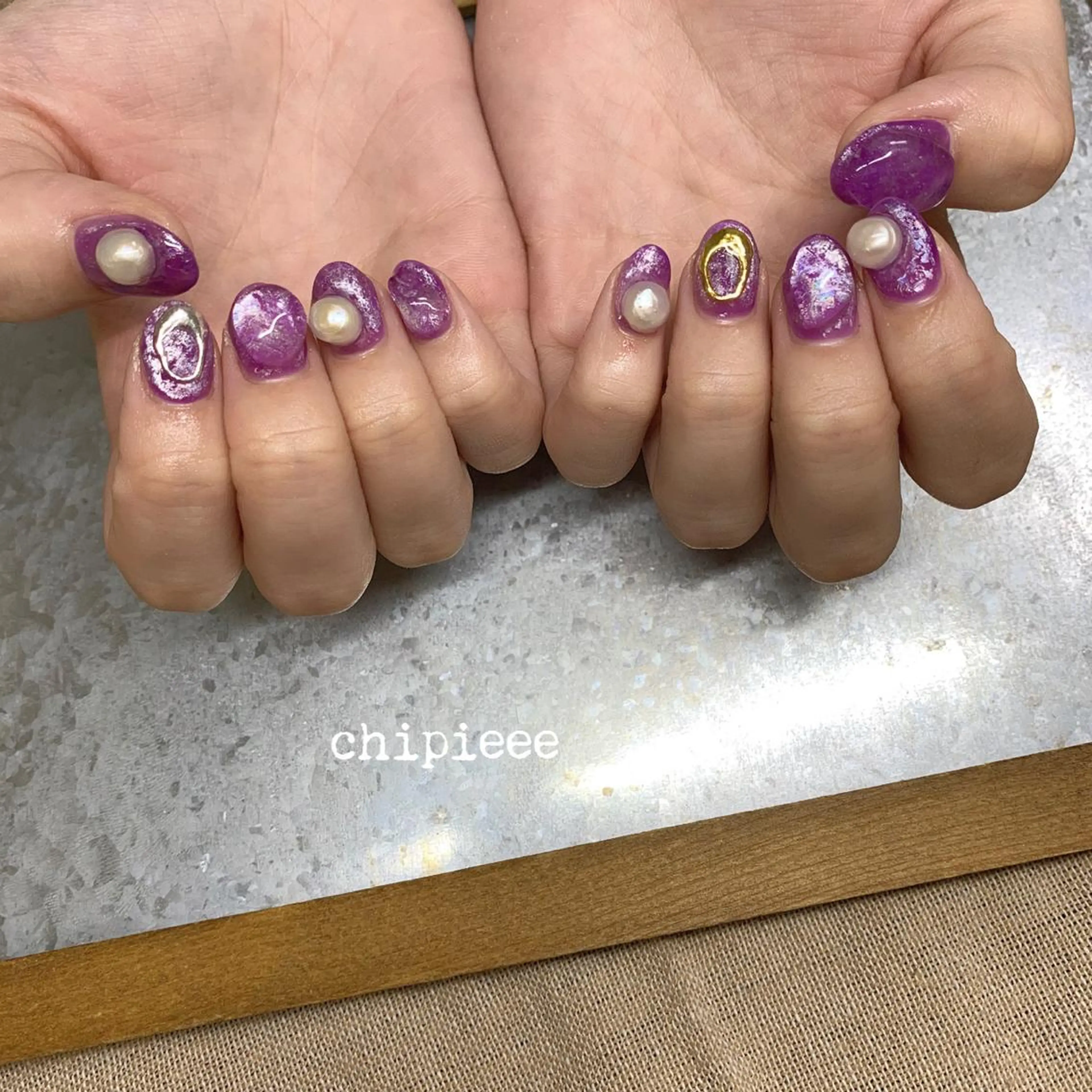 ネイル 氷ネイル・うるうるネイル キラキラネイル charme所属・. SHIORIのネイルデザイン