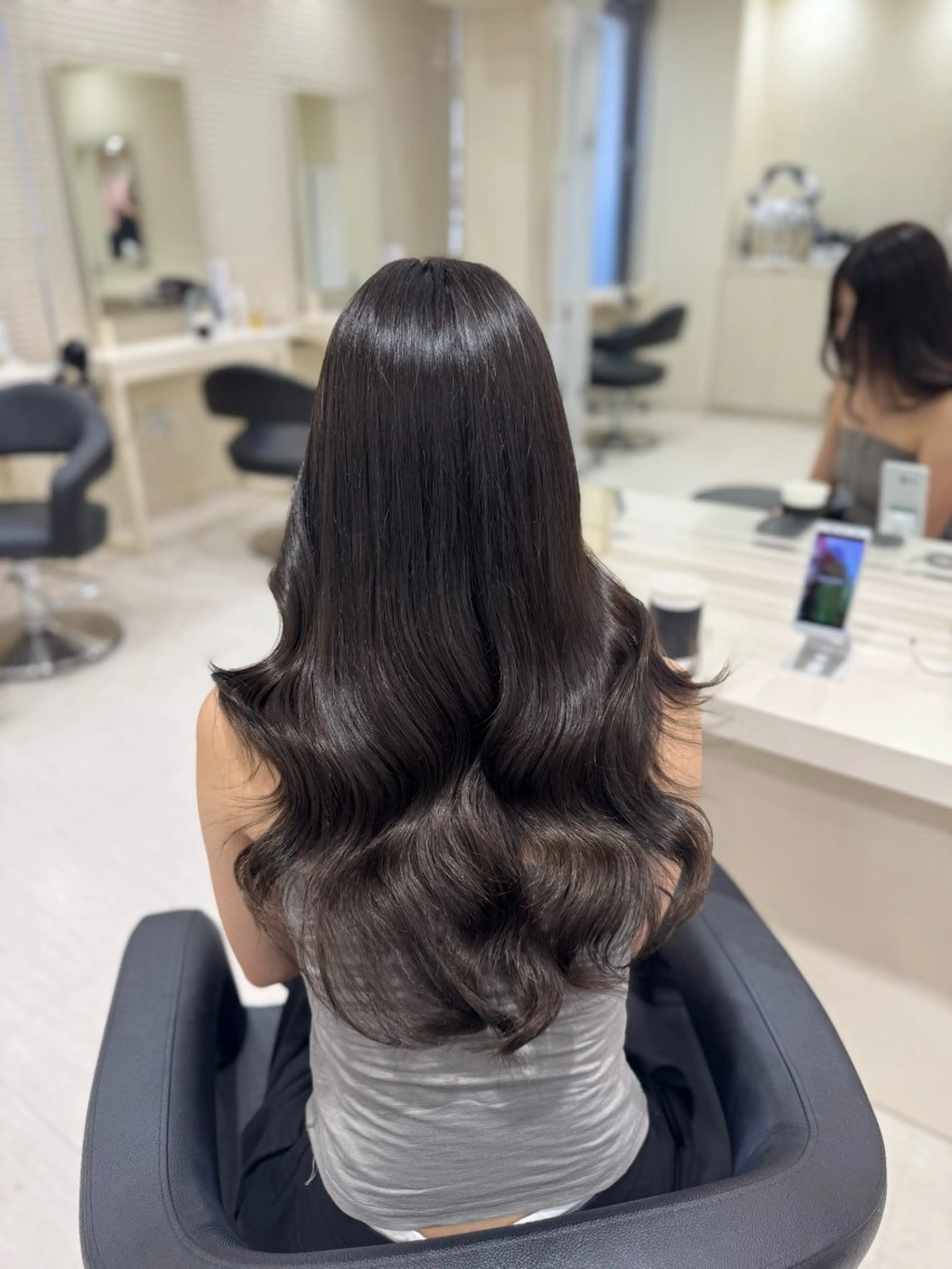 ロング カラー ヘアカラー 🤍韓国大人っぽ ベージュMAI🤍のヘアスタイル