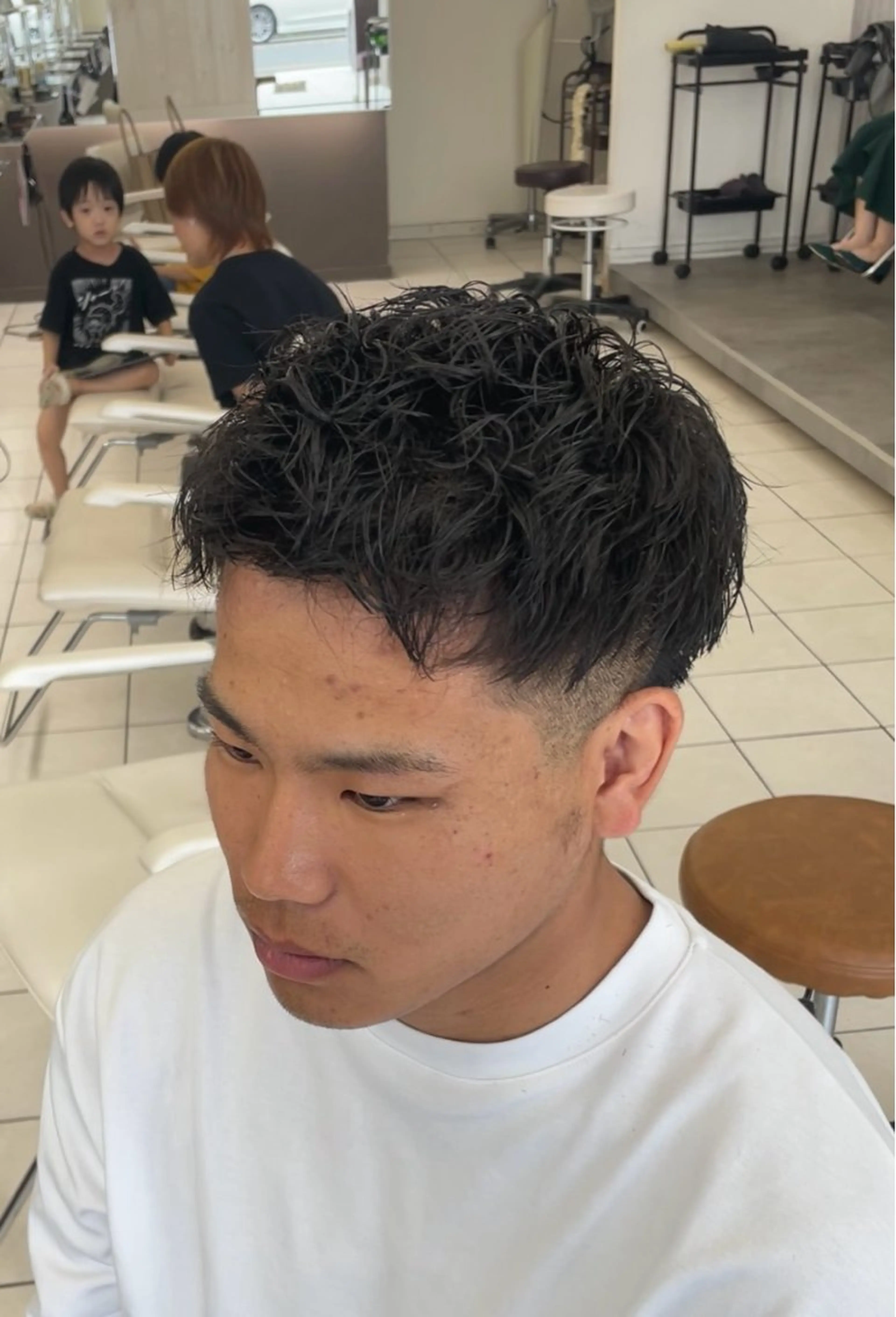 パーマ カット パーマ 成瀬メンズ パーマ清水大隼のヘアスタイル