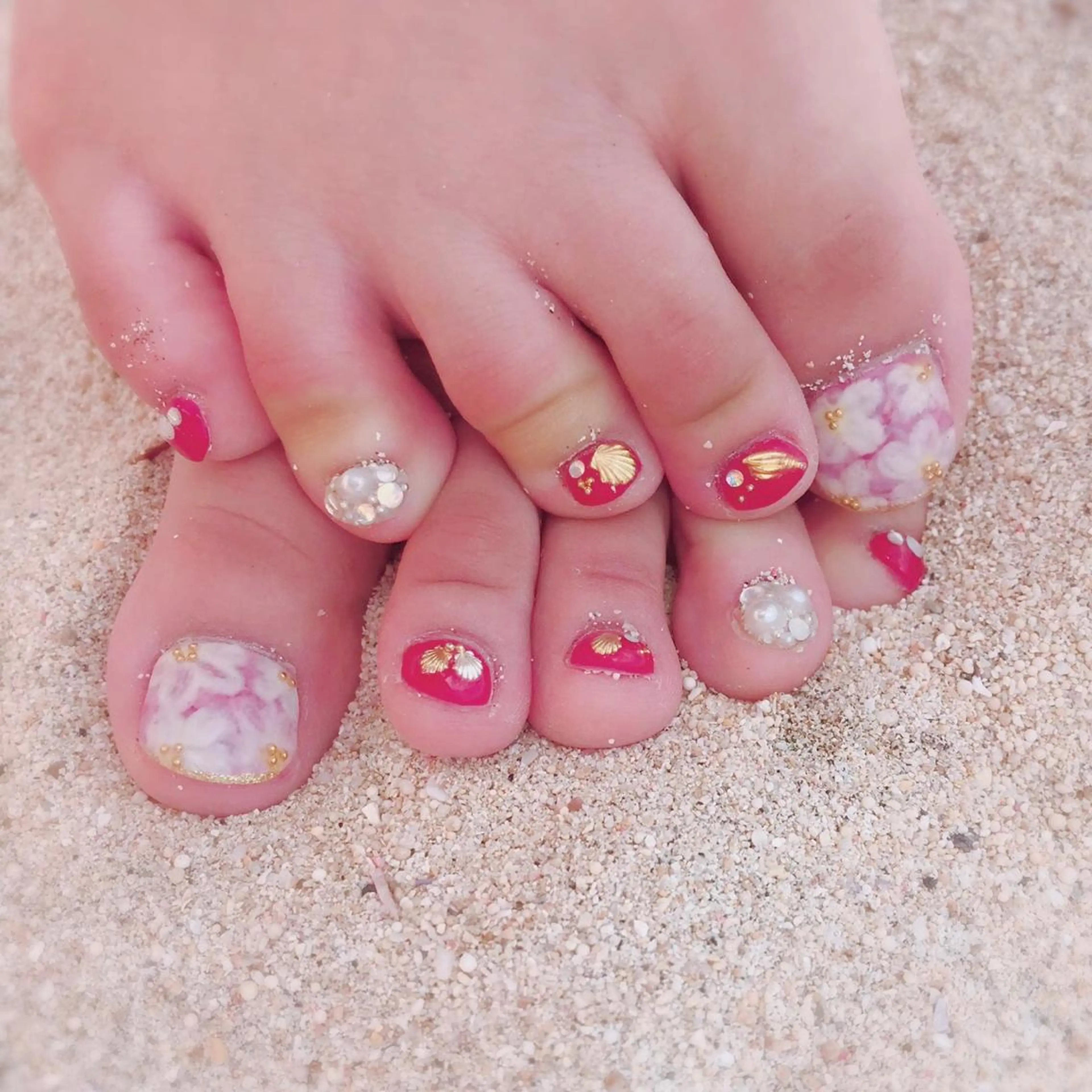 ネイル フットネイル 辻 依子のネイルデザイン