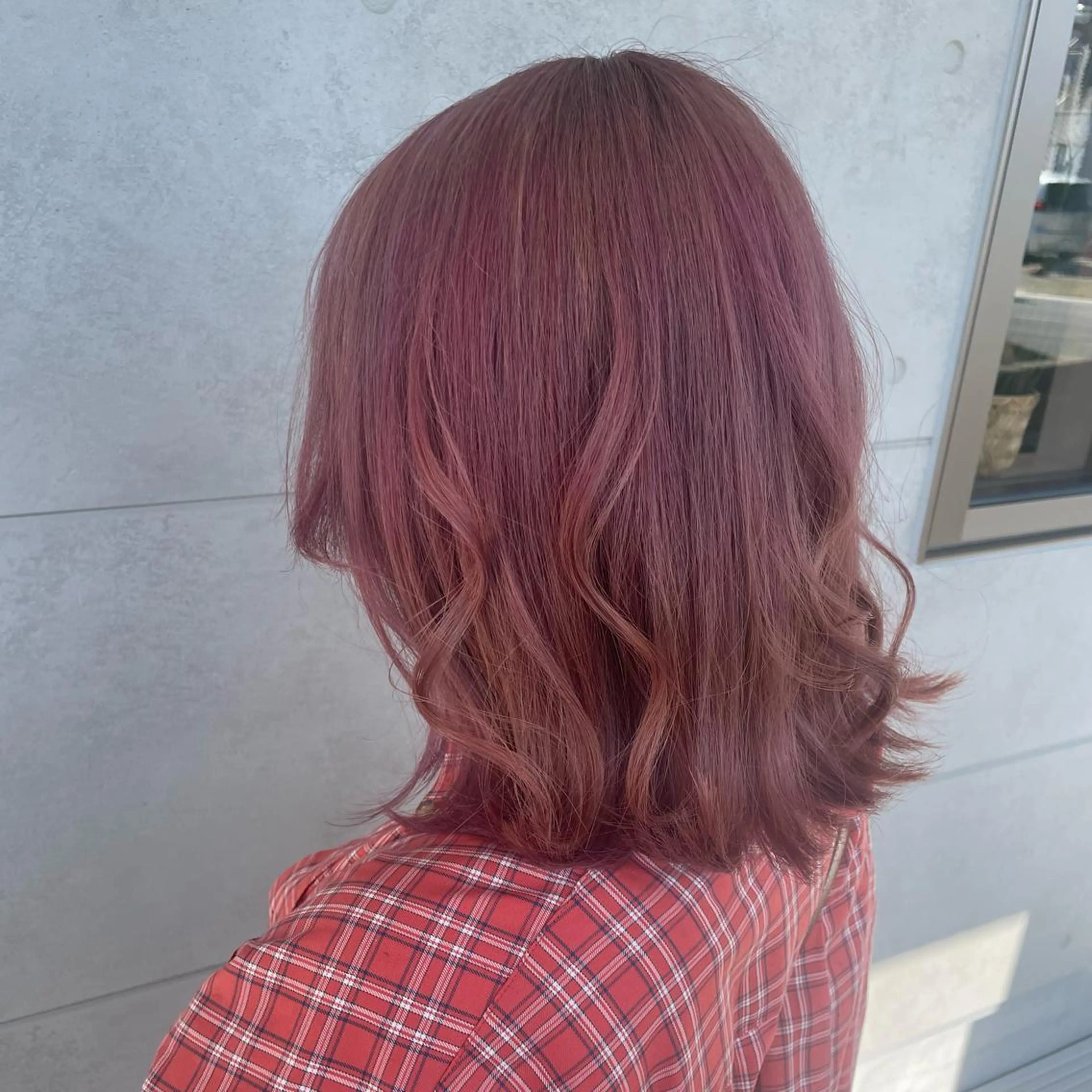 ミディアム カラー ヘアアレンジ ヘアカラー トリートメント like みやびのヘアスタイル