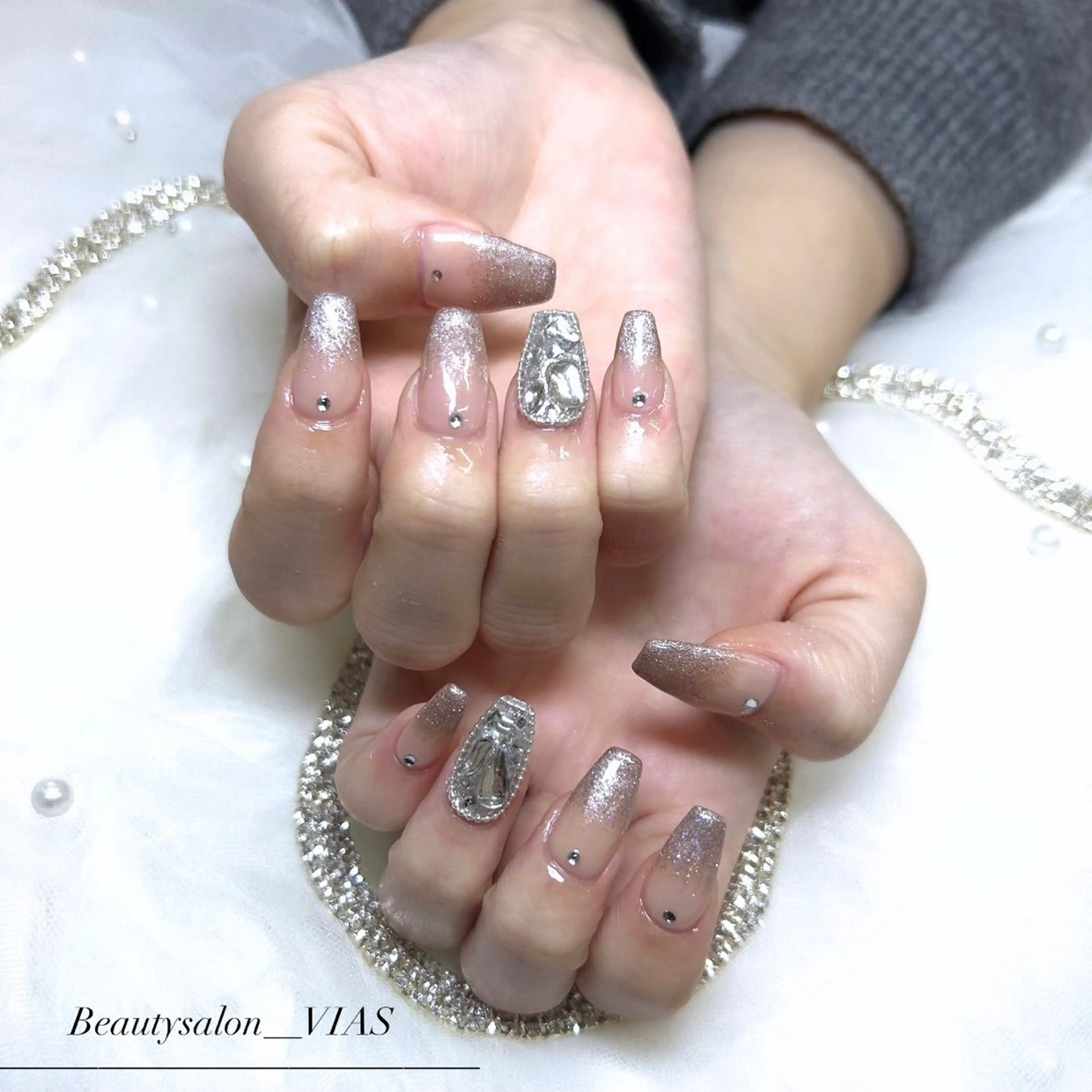 ネイル ハンドネイル VIAS 〜EYE&NAIL〜のマツエク・マツパデザイン