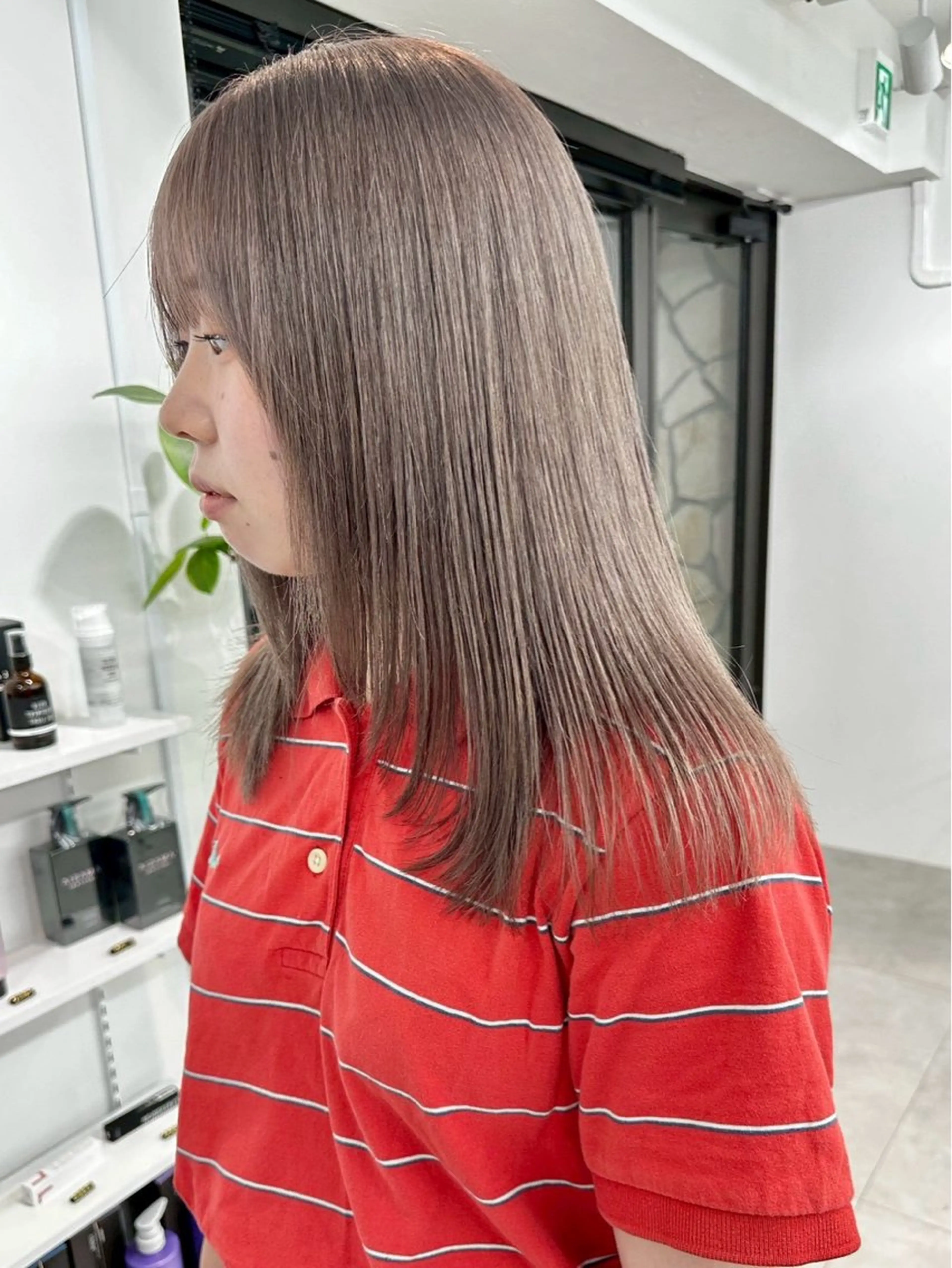 ミディアム ヘアカラー トリートメント ハイトーン/ブリーチ 八重津　　晃輔のヘアスタイル