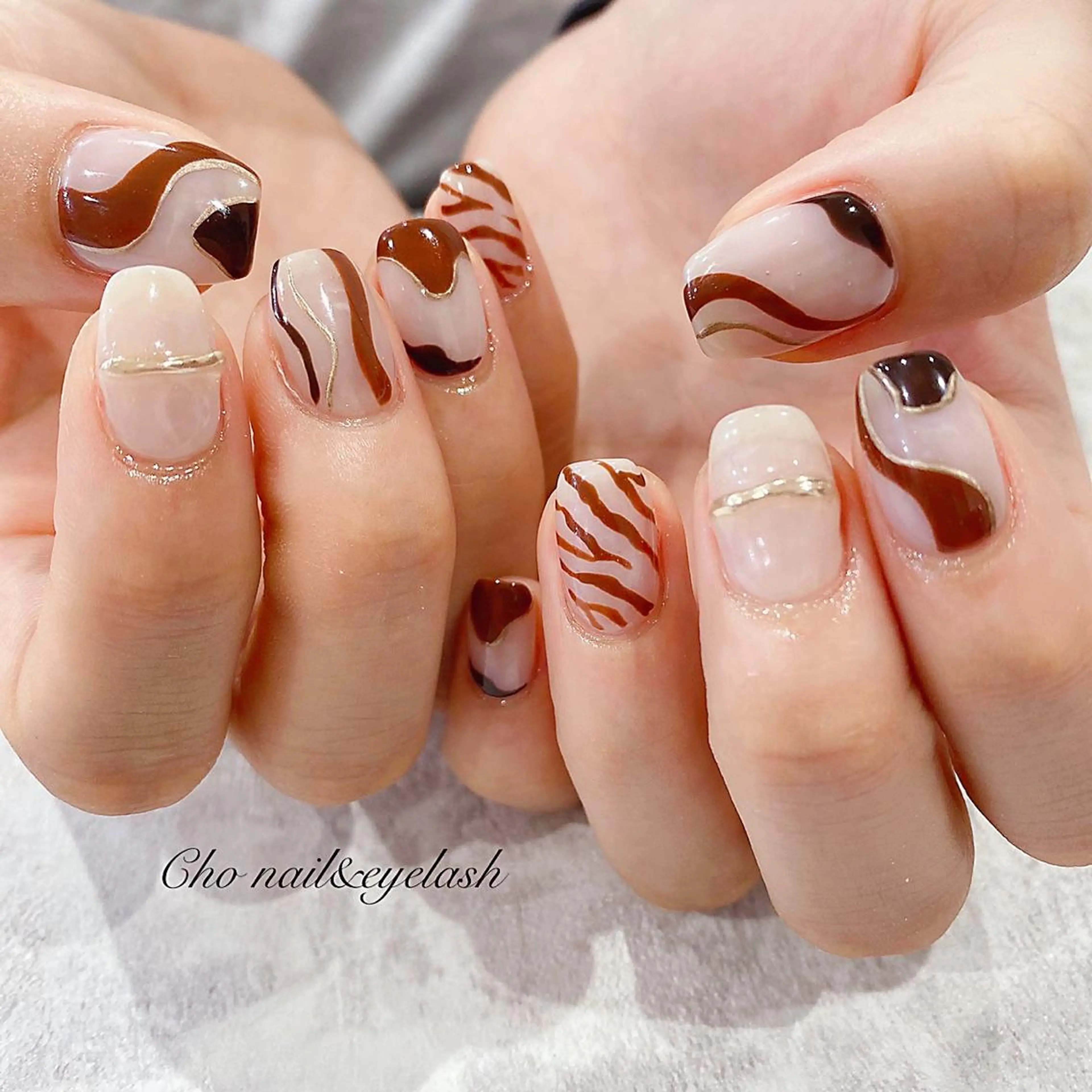 ミディアム ネイル cho nailのネイルデザイン