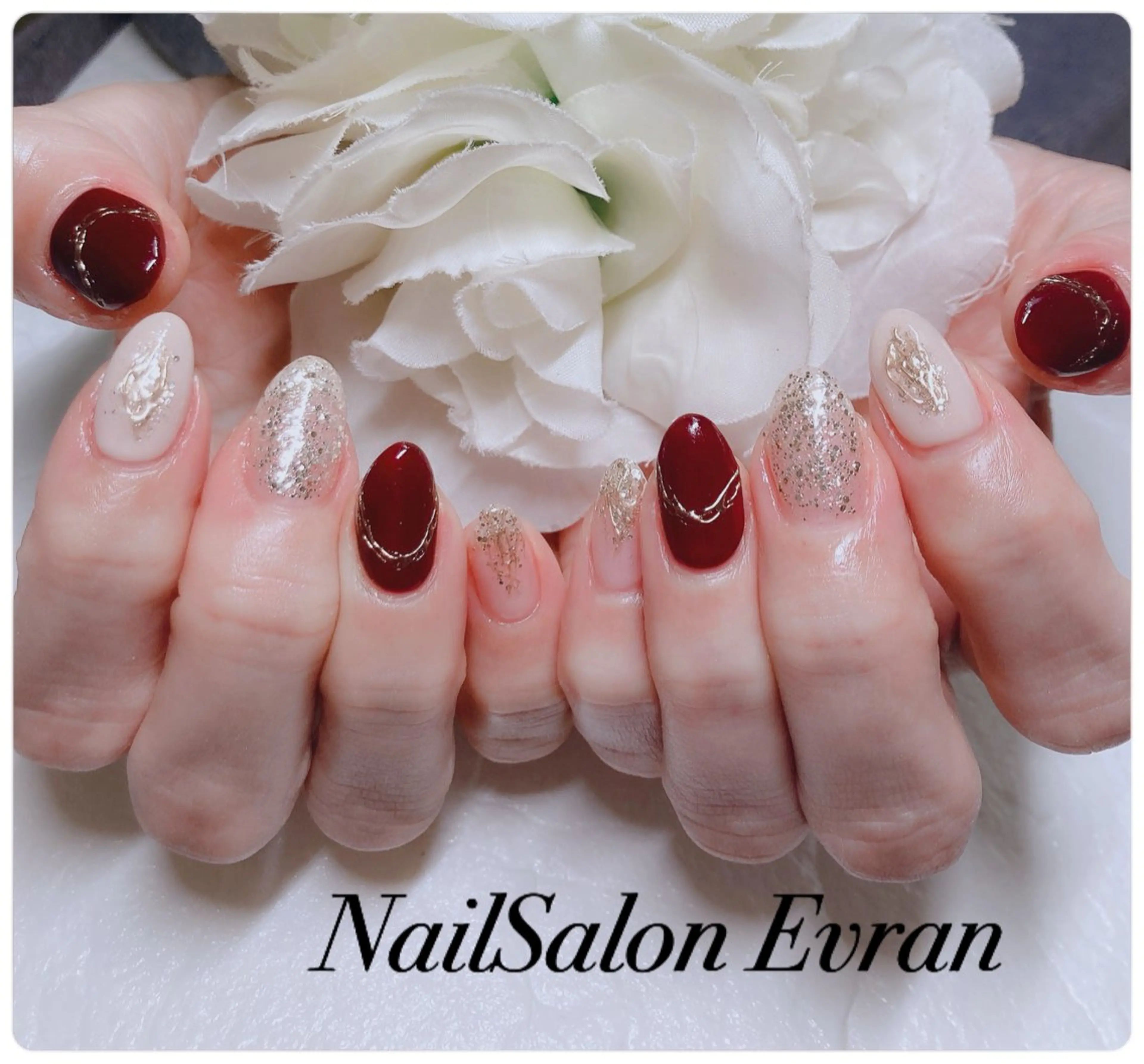 ネイル アートネイル フレンチネイル マグネットネイル 持ち込み ニュアンスネイル ハンドネイル Nail salon Evranのネイルデザイン