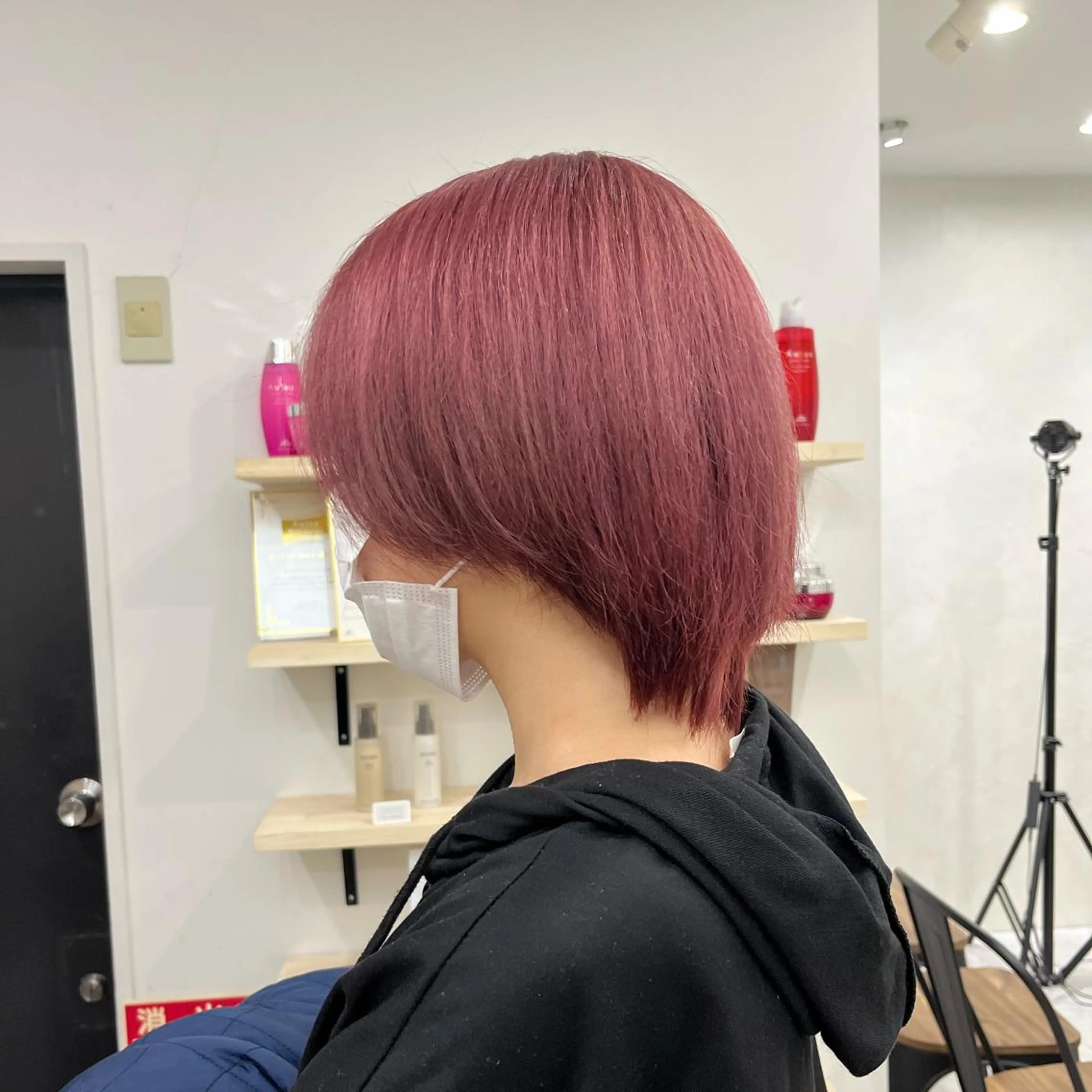 ショート カラー ブリーチ ピンクカラー カットモデル募集🐺 らいと💎のヘアスタイル