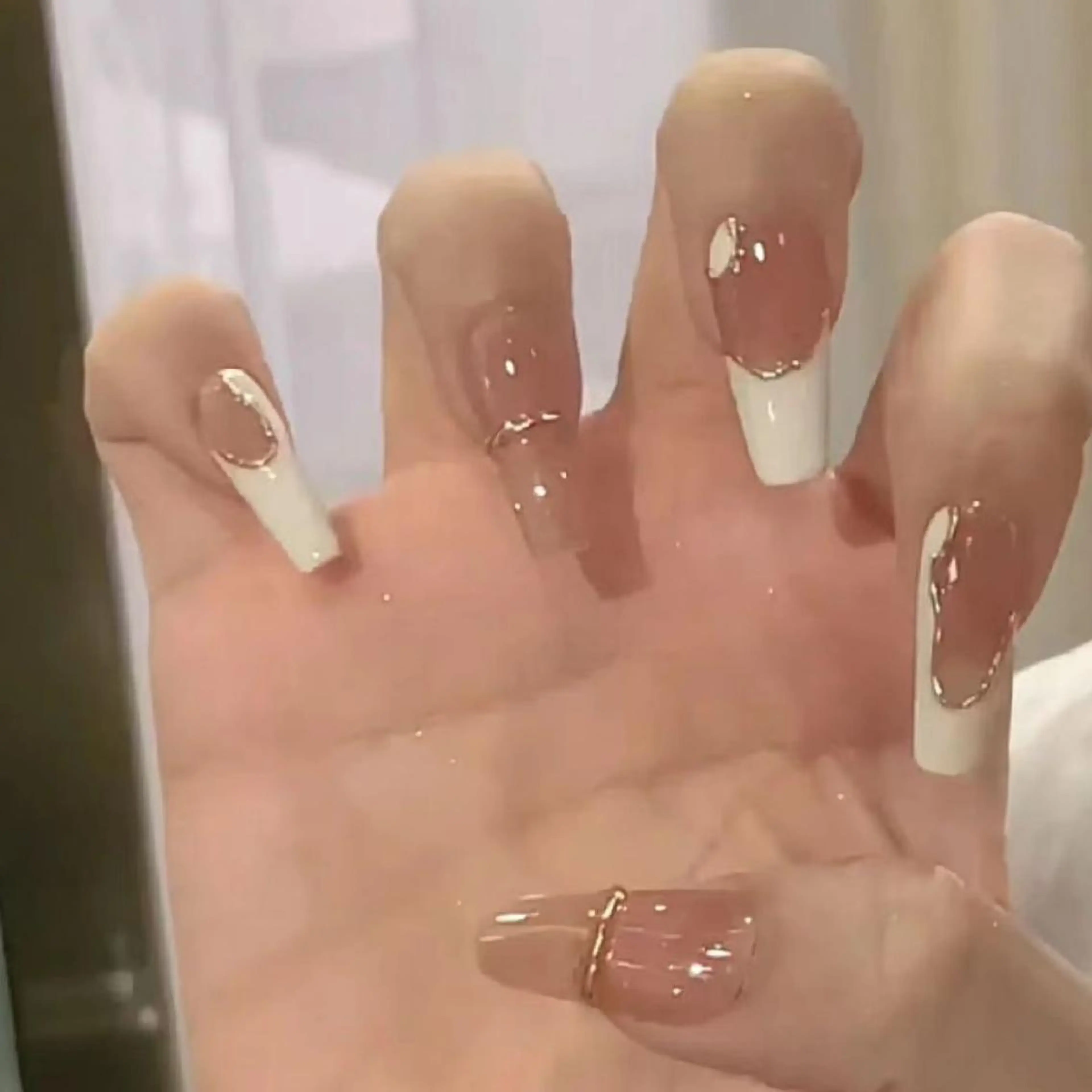 ネイル THE ONE栄店所属・Theone栄店 川原のネイルデザイン