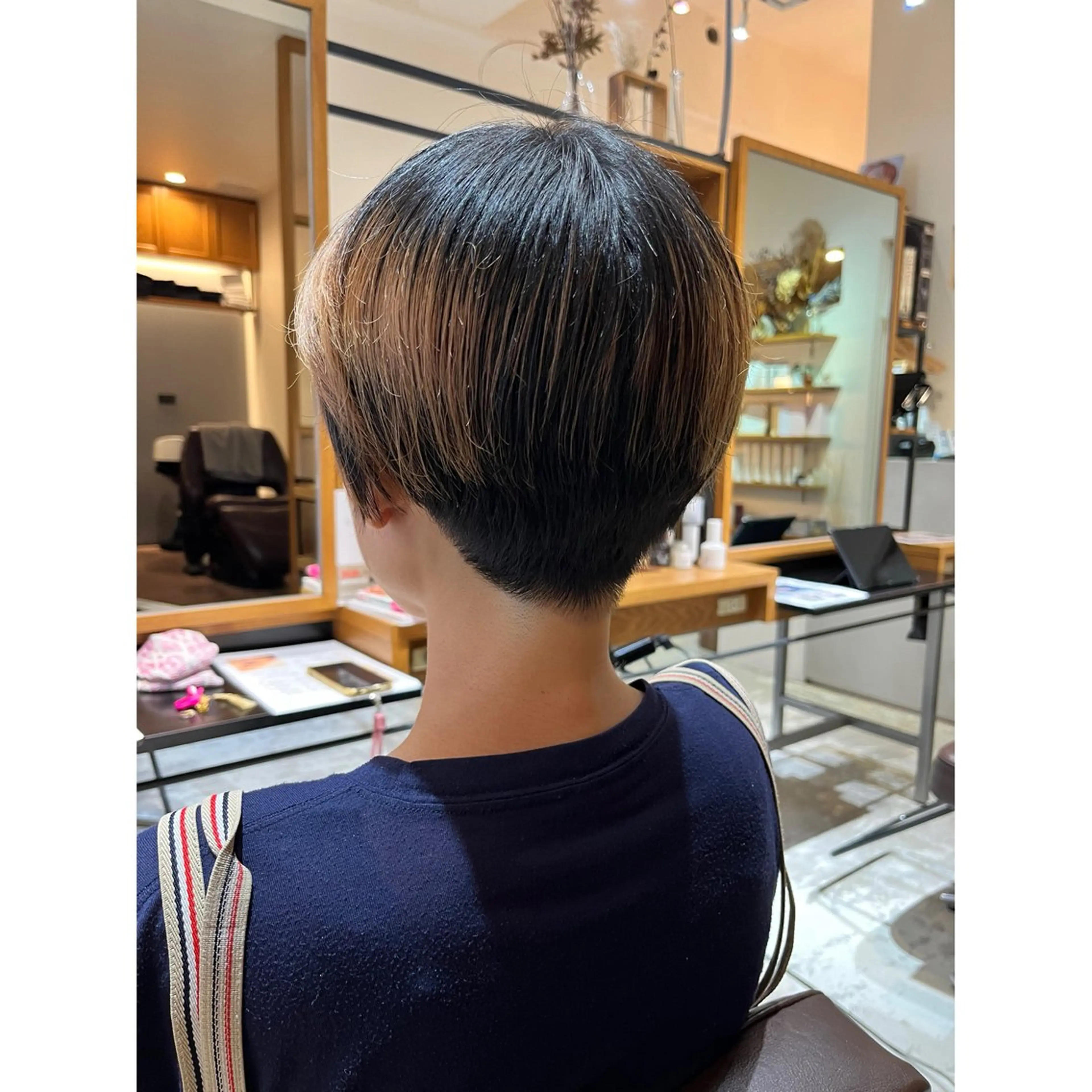 ショート カット 喜友名洸季 anoneのヘアスタイル
