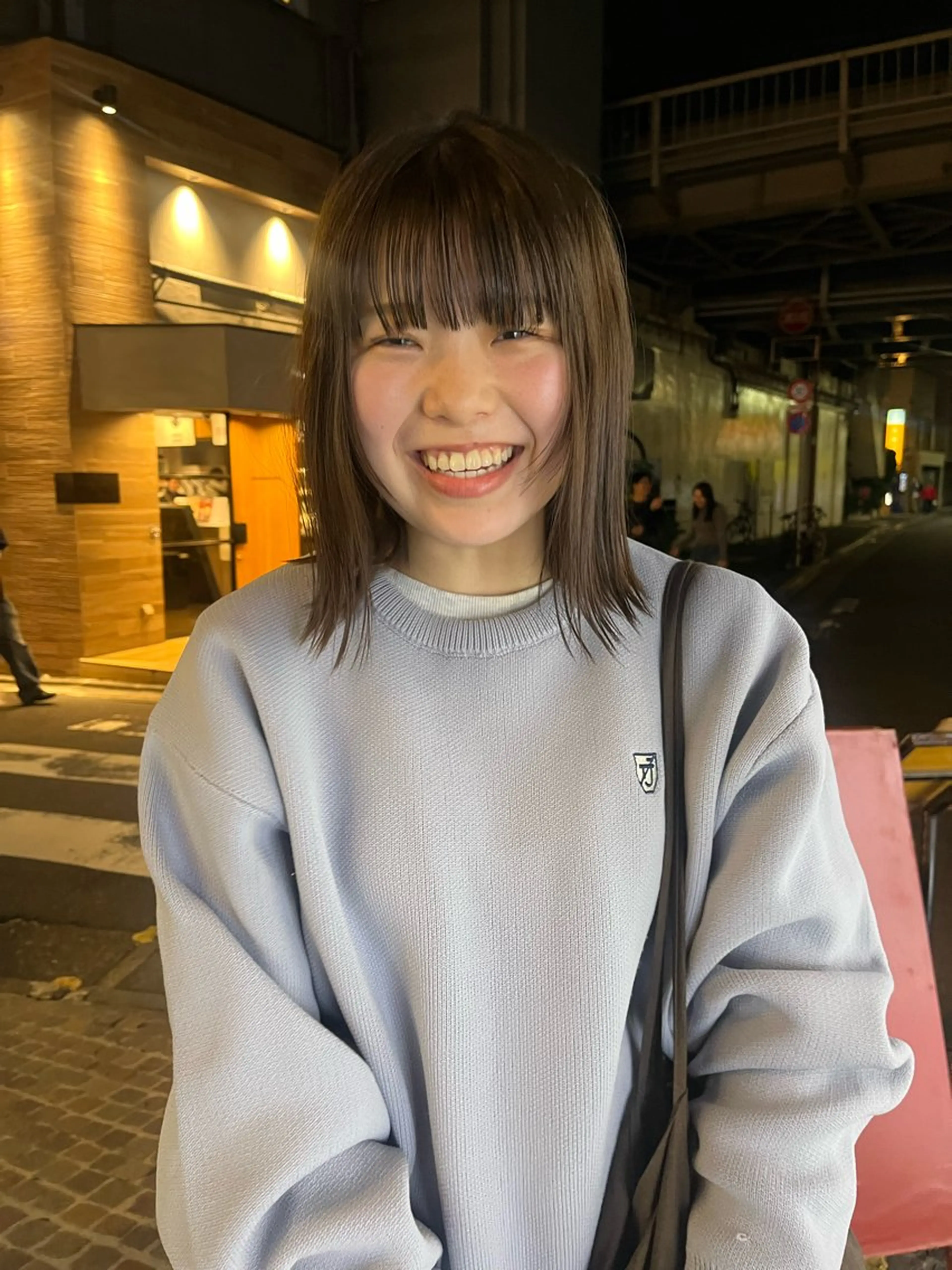 ミディアム 竹内 菜々子のヘアスタイル