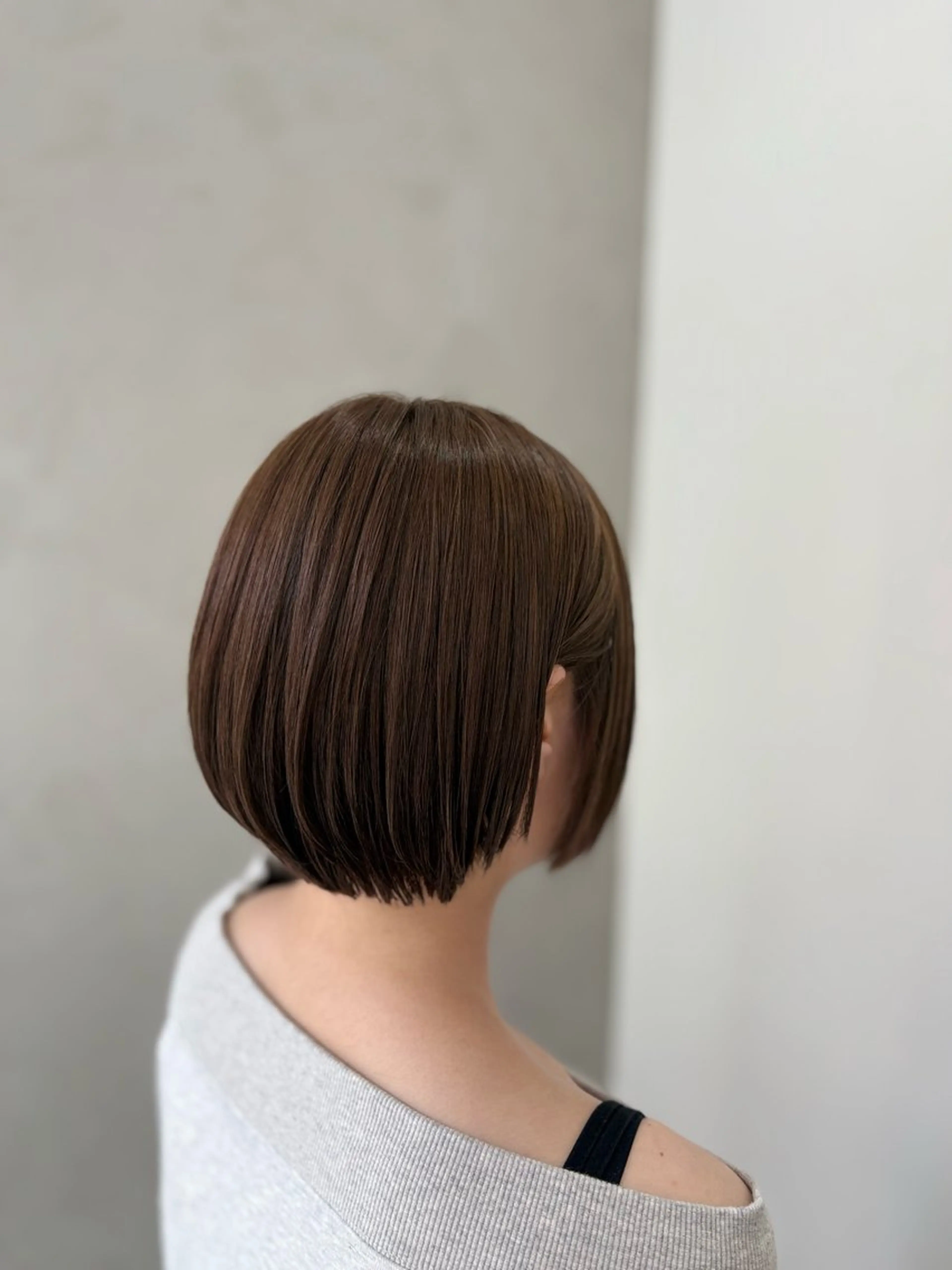 ショート カラー カット ヘアカラー ブリーチなし透明感 カラー✨横山 佳希のヘアスタイル