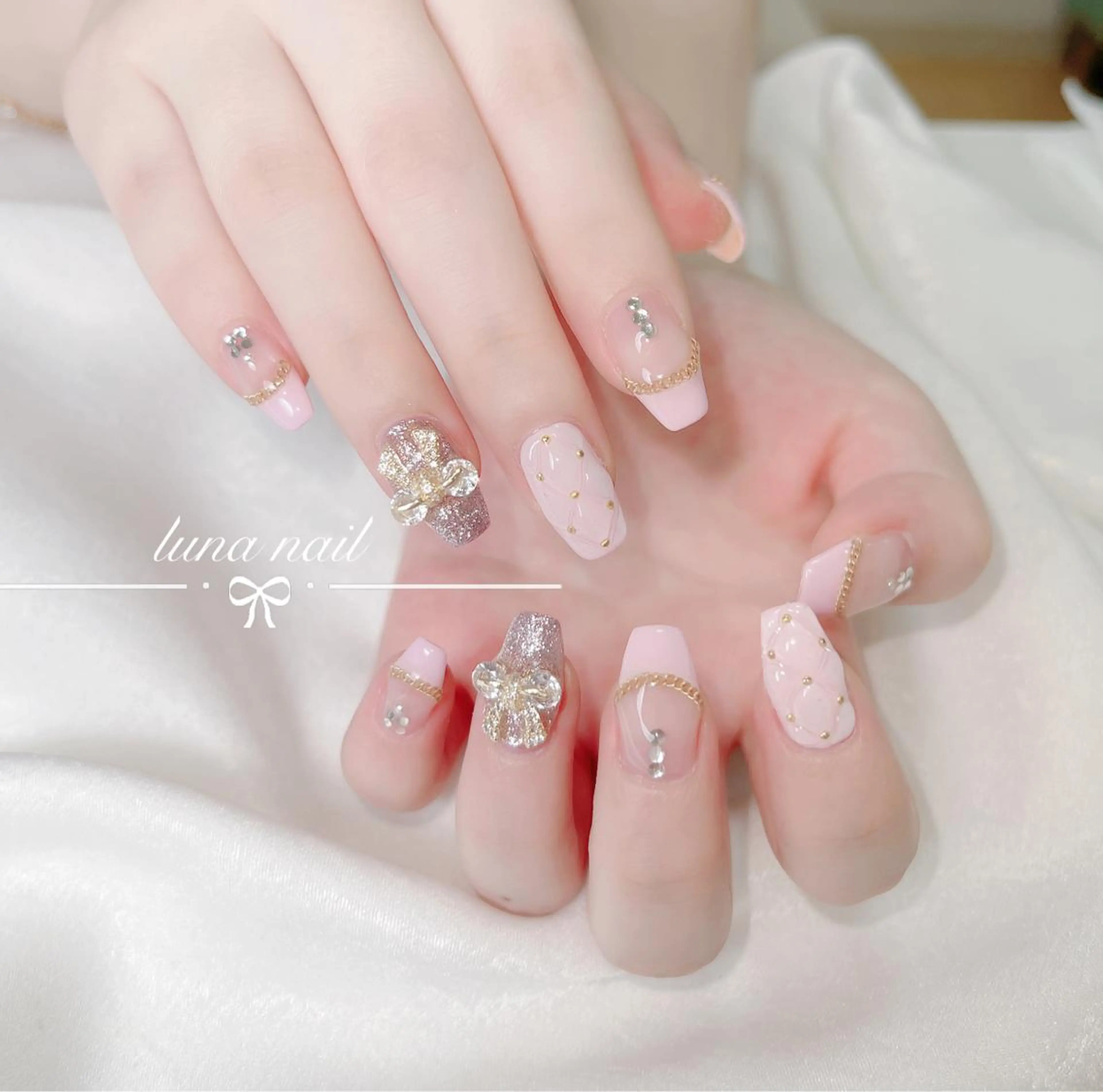 ネイル luna nail ＆eyelashのネイルデザイン