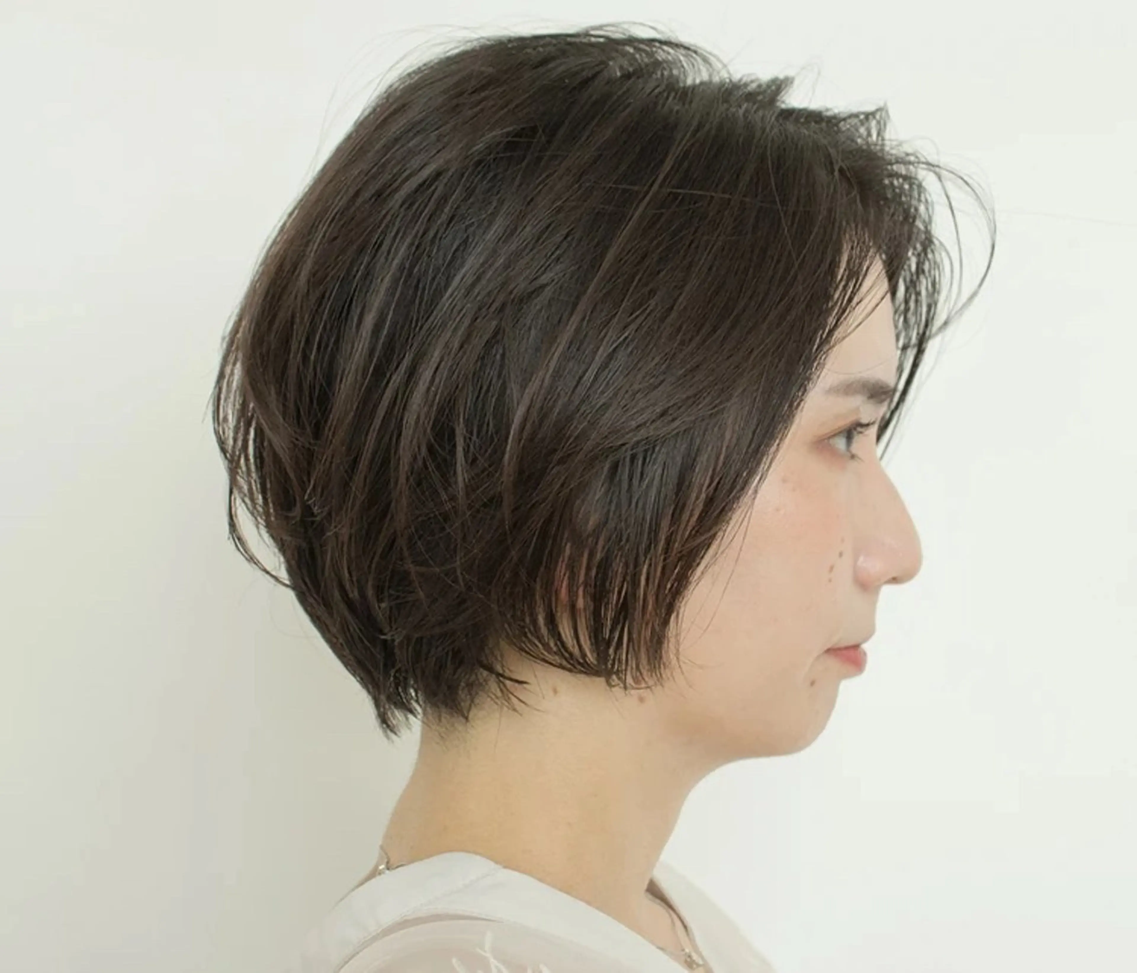 ショート ショートヘア AIRFLOW Another Lagoon所属・横野 朱音のヘアスタイル