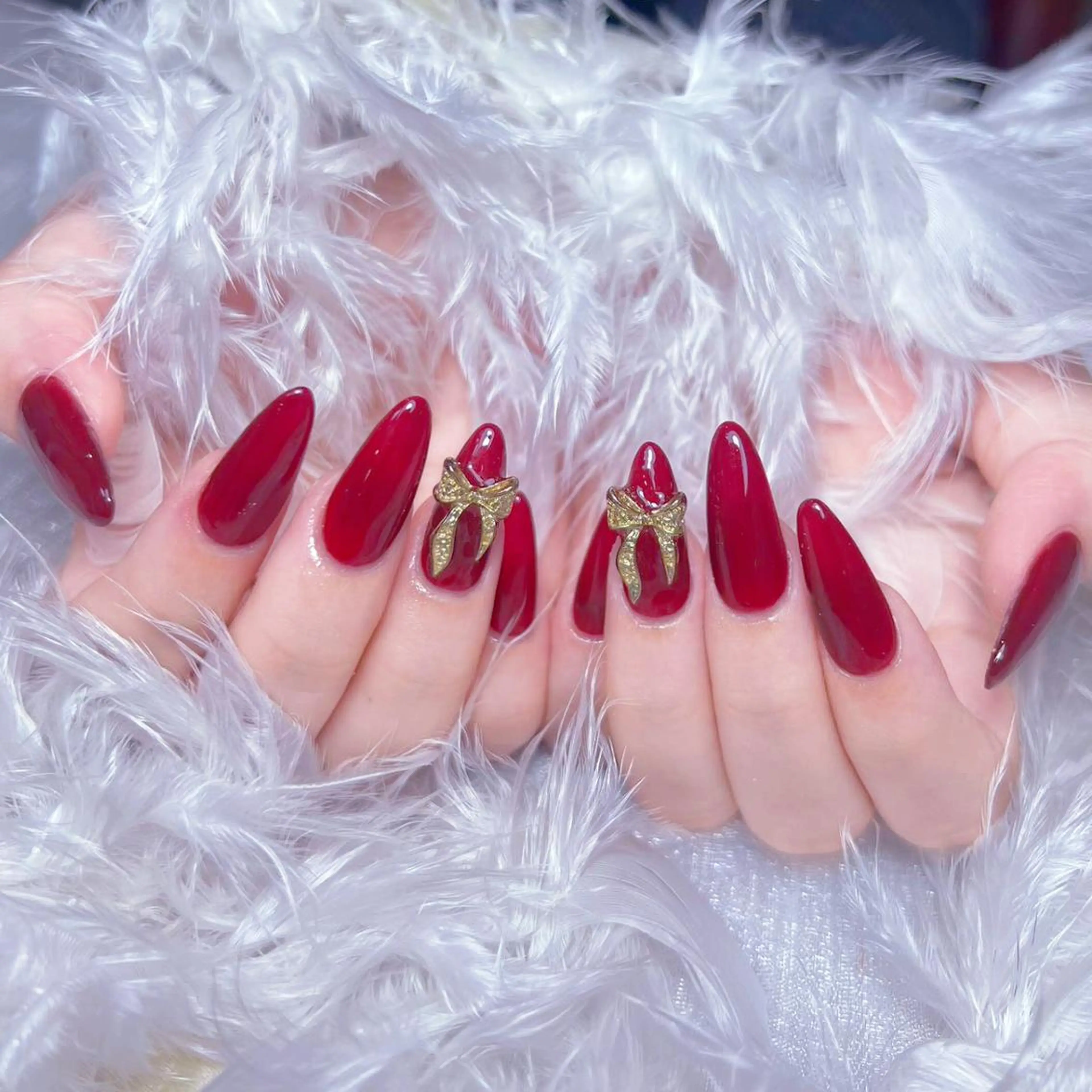 ネイル アートネイル オーロラネイル ガーリー キラキラネイル 韓国ネイル Nail Monsterのネイルデザイン