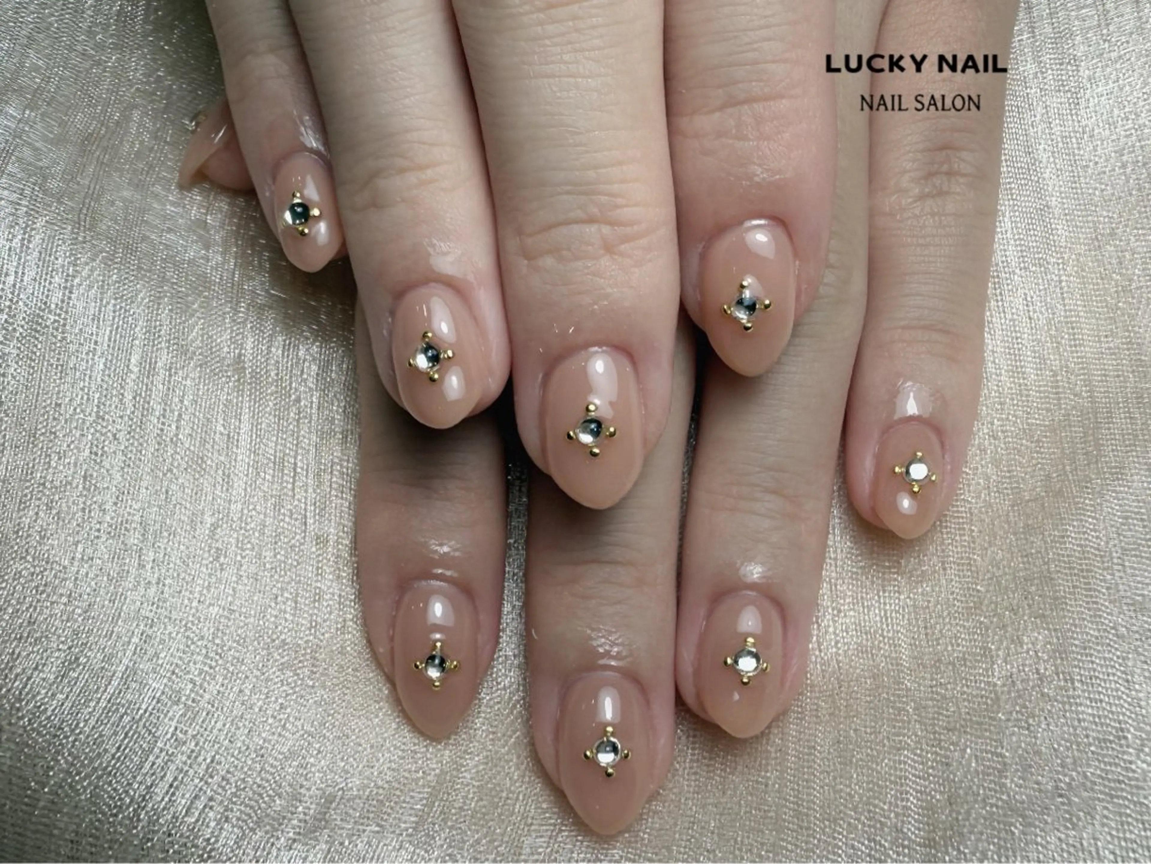 ネイル 宇 田川のネイルデザイン