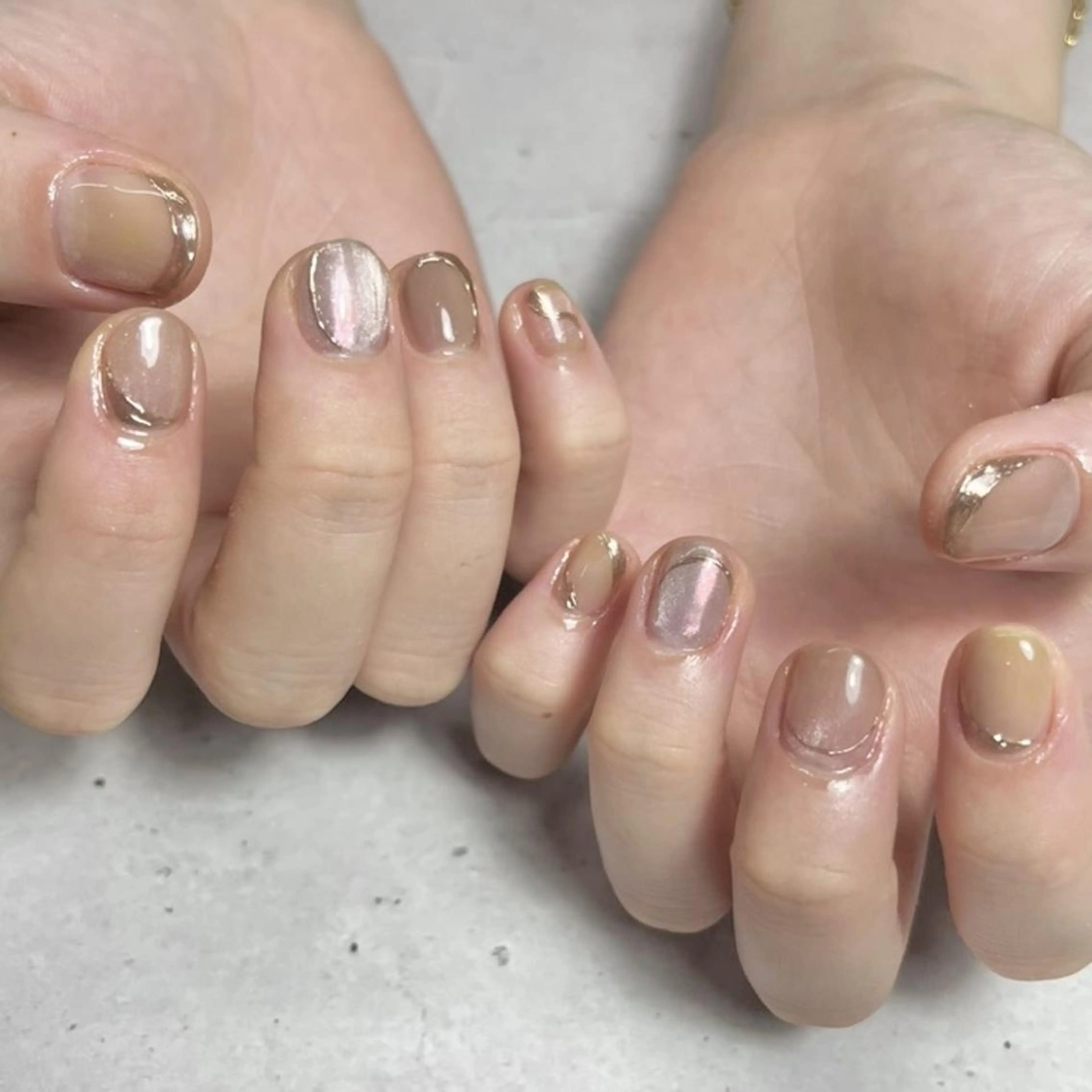 ネイル ミラーネイル irisee fleur渋谷のネイルデザイン