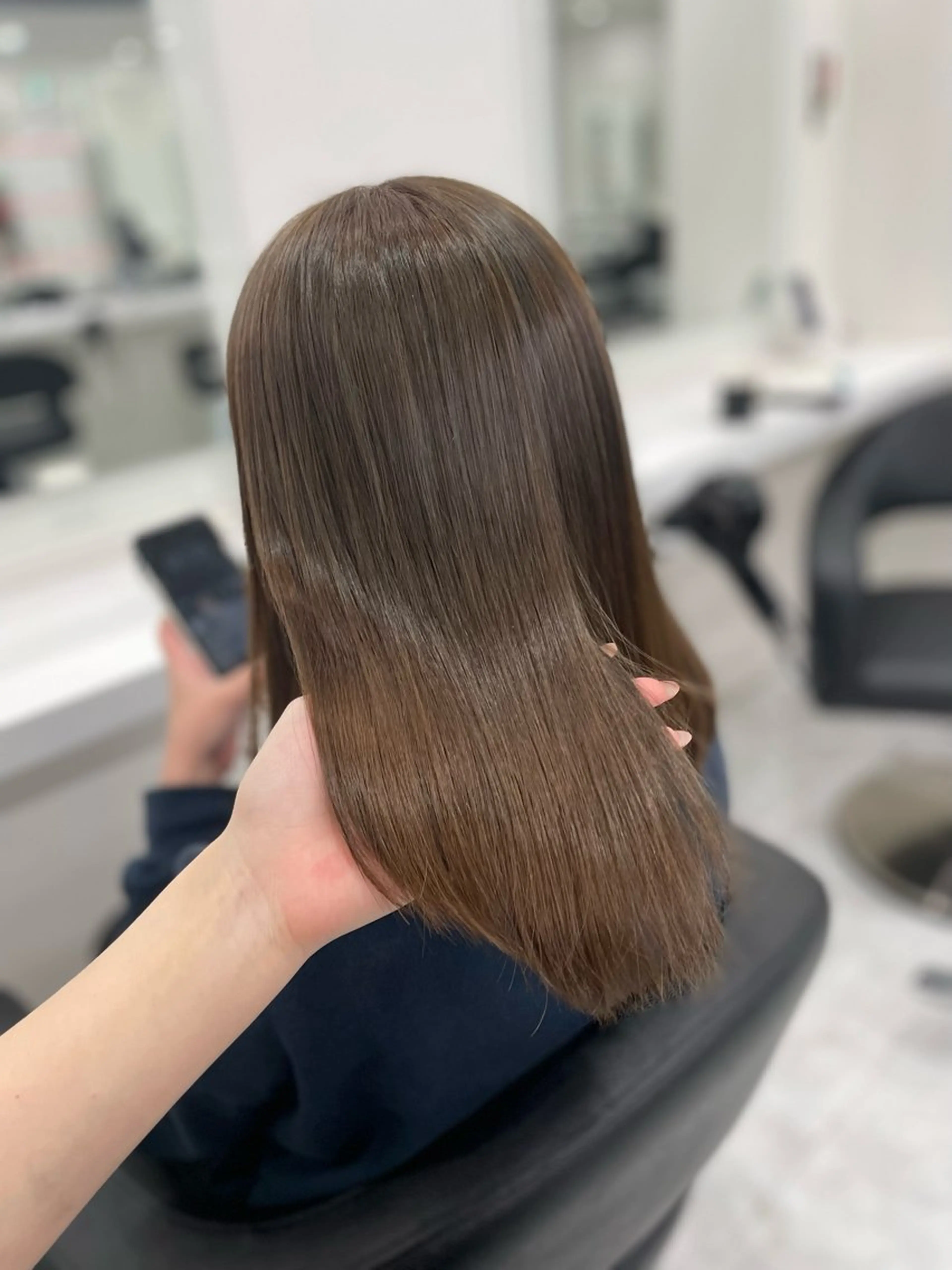 セミロング カット ヘアカラー トリートメント ヘッドスパ 🤍韓国🤍大人っぽ ベージュ🤍ブラウンのヘアスタイル