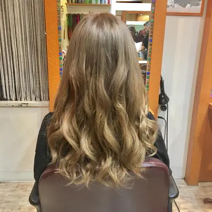 ヘアスタイル・髪型カタログ「ボブ​〜​ロング☆ 編み込みエクステ60本