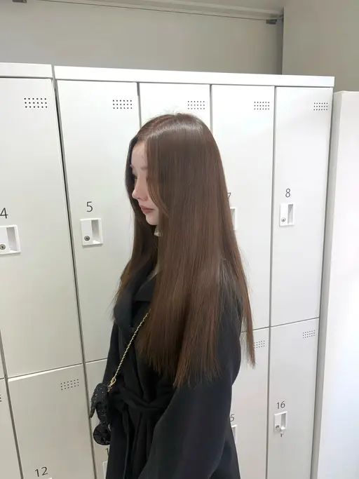 艶髪ストレート🩶(30歳までの限定クーポン)