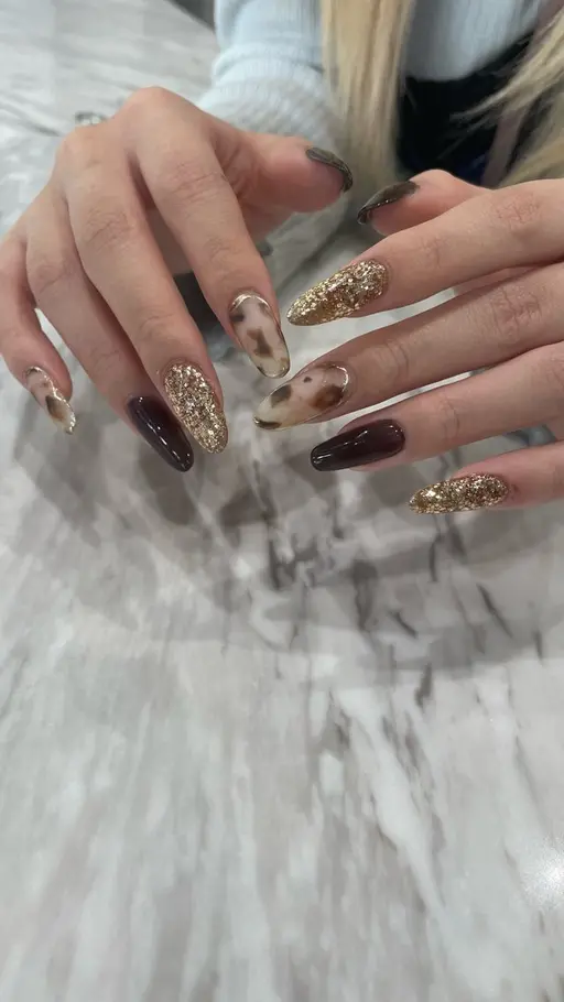 【長さだし🆗+3500円】お好きなアート4本まで💅(付け替えオフ無料)