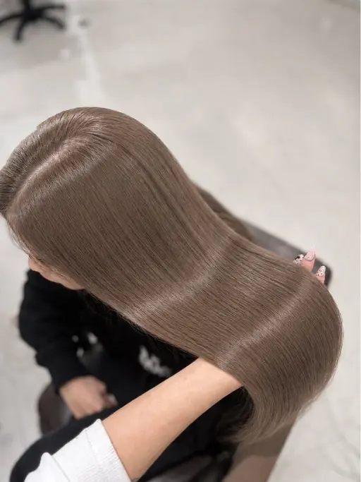 【‼️6月27日限定‼️】✂️カット＋💊ケアブリーチダブルカラー＋🧴選べるトリートメント