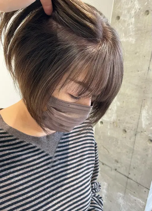 【1日1名様&肩より上の長さの方限定】白髪ぼかしハイライト+全体カラー(ケアブリーチ使用)🌿髪に必要な栄養補給TR付