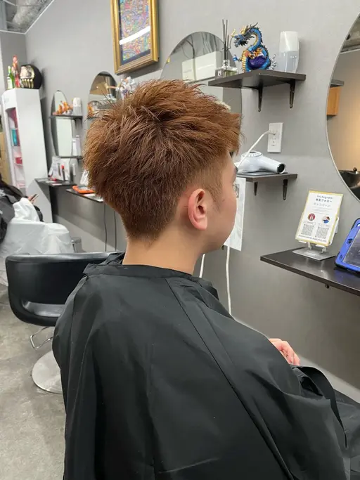 💙✂️メンズ短髪,刈り上げベリーショートスタイル限定‼️💙💥バチバチ💥のブリーチカラーカット,トリートメント✨