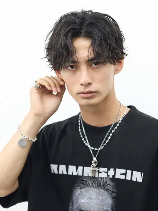 【🔥土、日曜日限定カットクーポン🔥】フェザー/マッシュ/センターパート/ラウンドマッシュ/ウルフ