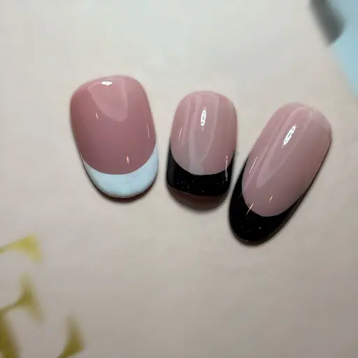 🎀【残り1名限定】無料モデル募集 │ 王道✨フレンチネイル【オフなし】